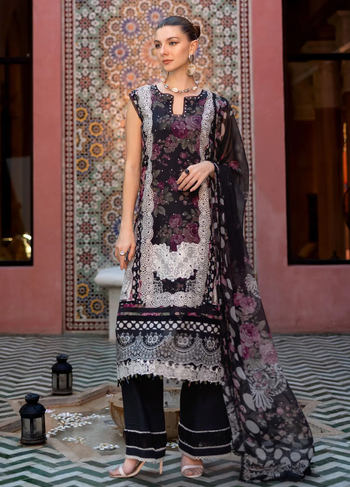 Signature by Elaf Embroidered Lawn Suits Unstitched 3 Piece - EF25EL 2B PROM NIGHT Signature by Elaf Embroidered Lawn Suits Unstitched 3 Piece - EF25EL 2B PROM NIGHT