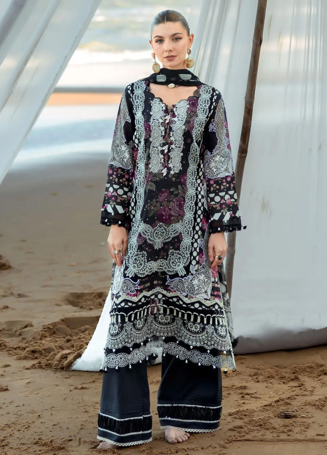 Signature by Elaf Embroidered Lawn Suits Unstitched 3 Piece - EF25EL 2B PROM NIGHT Signature by Elaf Embroidered Lawn Suits Unstitched 3 Piece - EF25EL 2B PROM NIGHT
