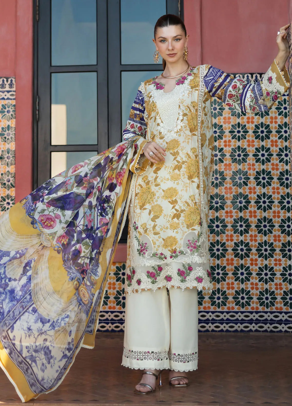 Signature by Elaf Embroidered Lawn Suits Unstitched 3 Piece - EF25EL 5A ESTELLE Signature by Elaf Embroidered Lawn Suits Unstitched 3 Piece - EF25EL 5A ESTELLE