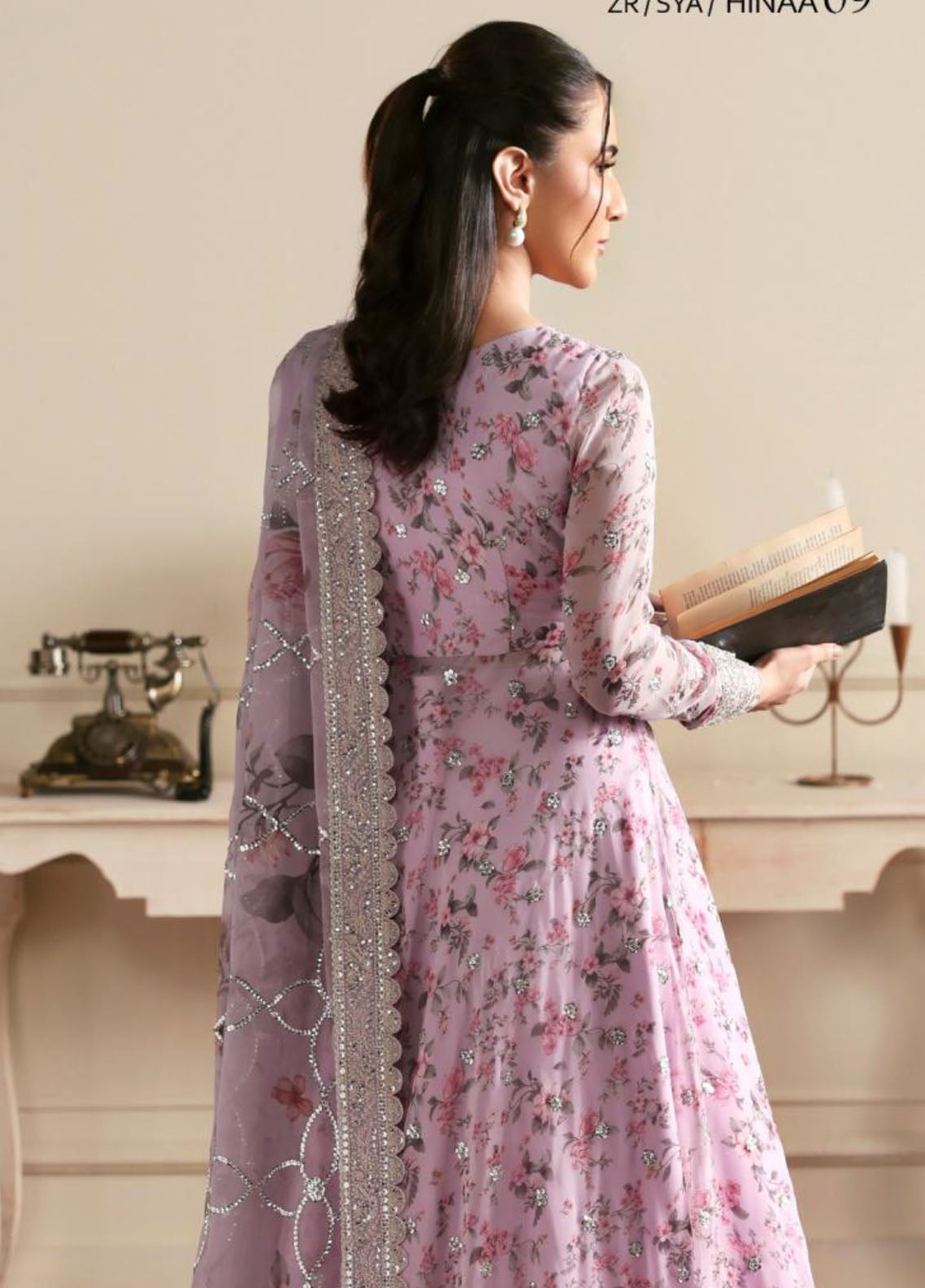 Siraya By Zarif Formal Embroidered Chiffon 3 Piece Unstitched Suit ZF26SPF D-ZR-SYA-09 HINAA Siraya By Zarif Formal Embroidered Chiffon 3 Piece Unstitched Suit ZF26SPF D-ZR-SYA-09 HINAA