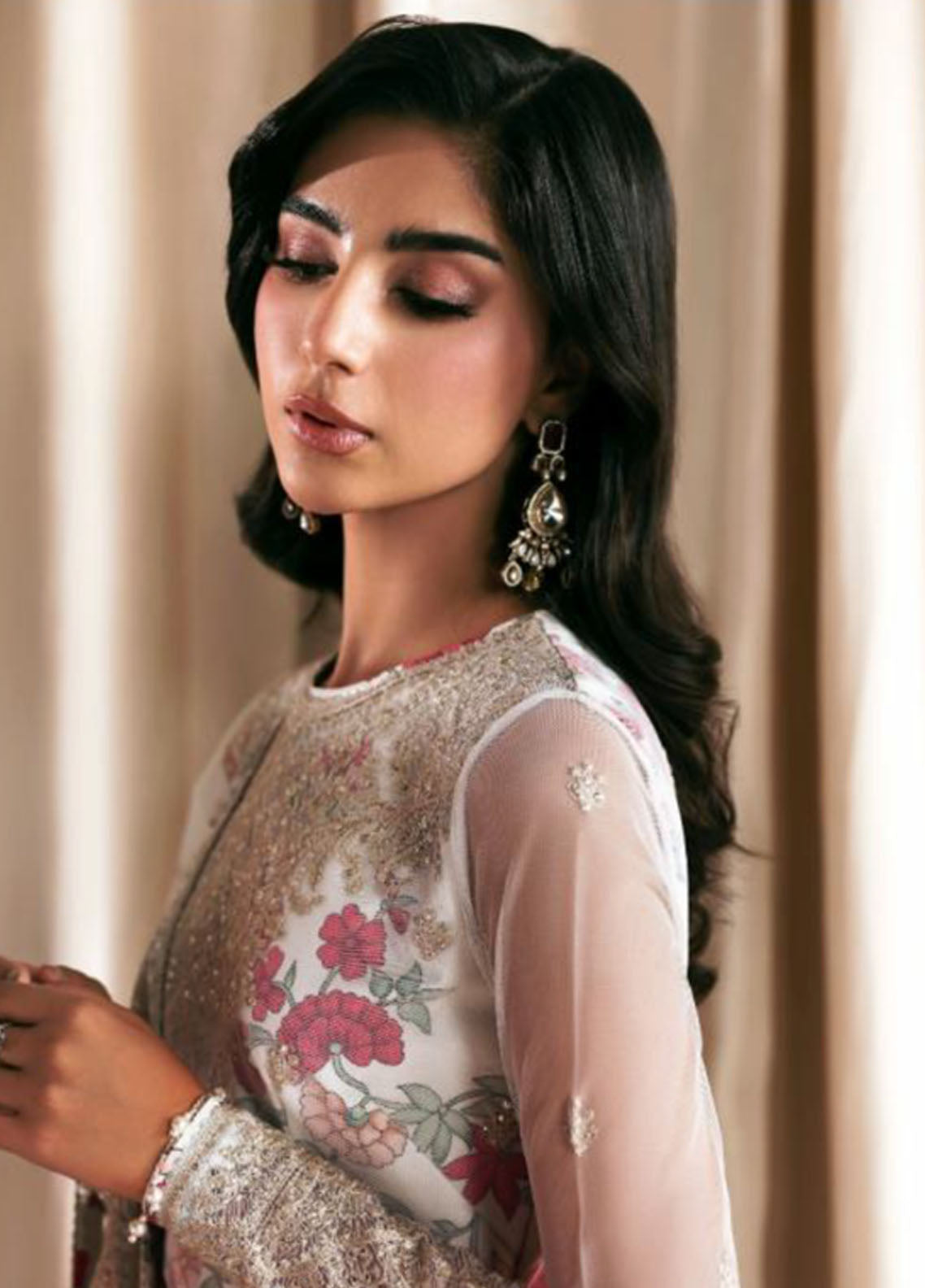 Siraya By Zarif Formal Embroidered Net 3 Piece Unstitched Suit ZF26SPF D-ZR-SYA-03 CHASHNI Siraya By Zarif Formal Embroidered Net 3 Piece Unstitched Suit ZF26SPF D-ZR-SYA-03 CHASHNI