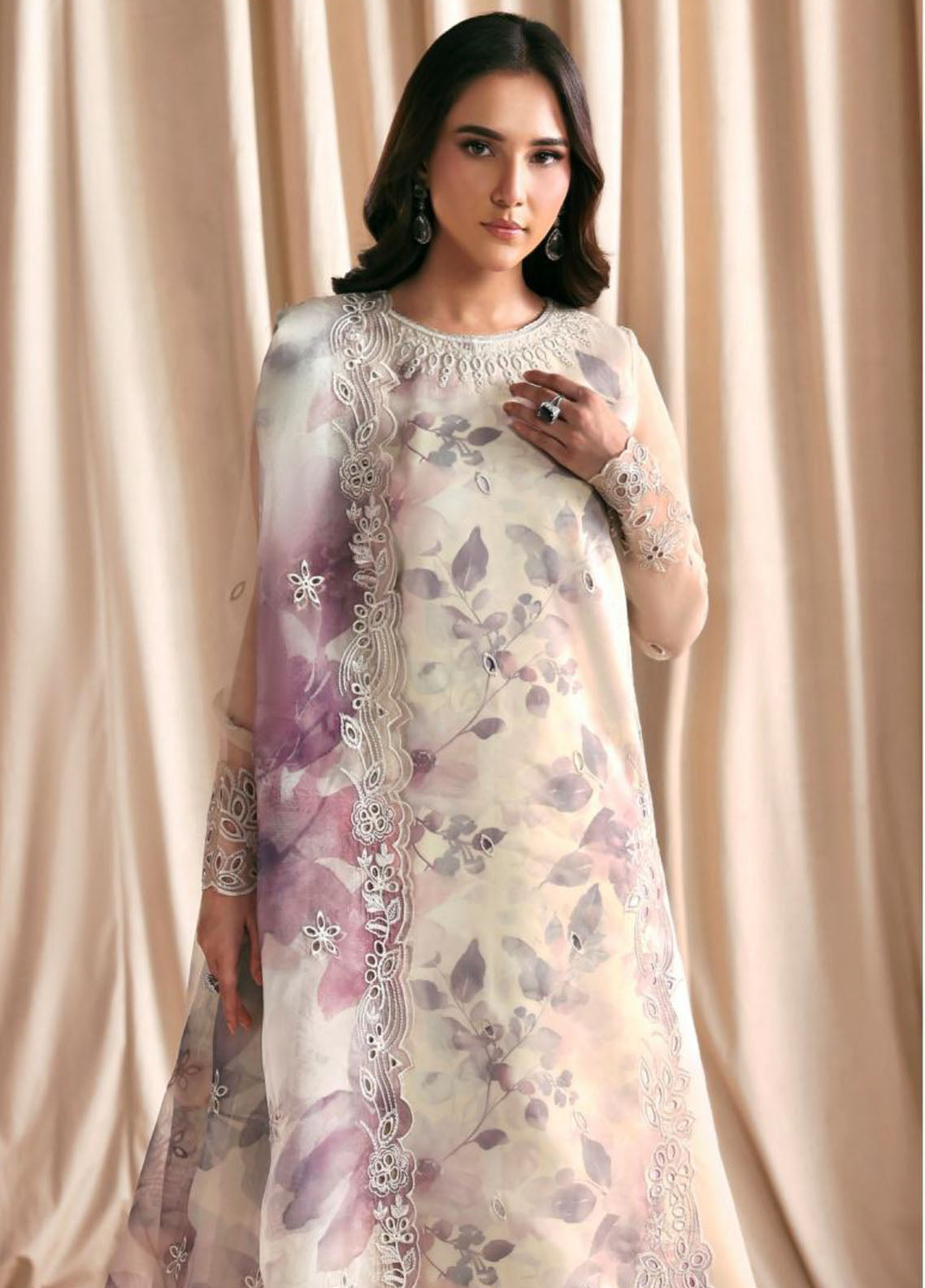 Siraya By Zarif Formal Embroidered Organza 3 Piece Unstitched Suit ZF26SPF D-ZR-SYA-07 GAJRA Siraya By Zarif Formal Embroidered Organza 3 Piece Unstitched Suit ZF26SPF D-ZR-SYA-07 GAJRA
