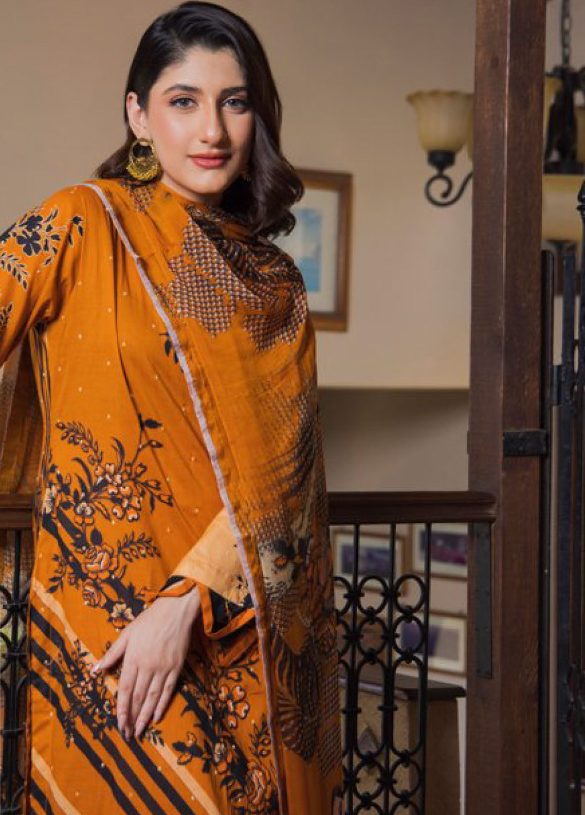 Sitara Gold By Schick Embroidered Lawn Unstitched 3 Piece Suit - SDH24SG 10 Sitara Gold By Schick Embroidered Lawn Unstitched 3 Piece Suit - SDH24SG 10