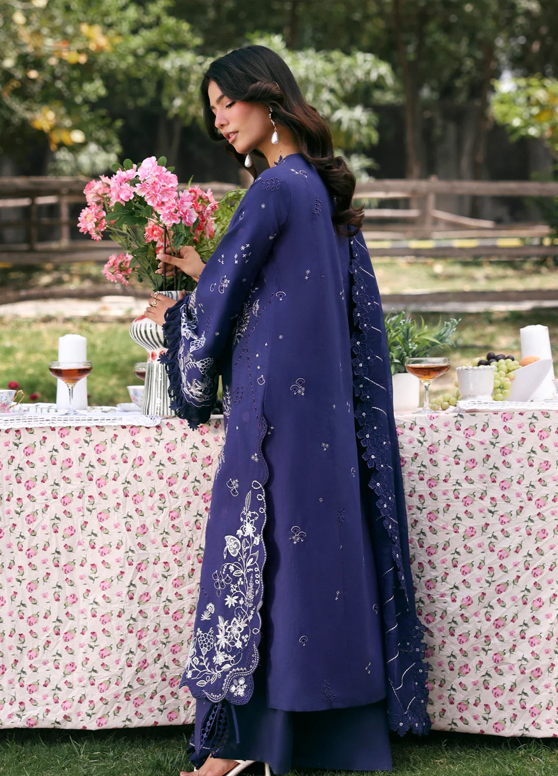 Soiree By Zarposh Luxury Embroidered Lawn 3 Piece Unstitched Suit ZP26SS D-IVERA Soiree By Zarposh Luxury Embroidered Lawn 3 Piece Unstitched Suit ZP26SS D-IVERA