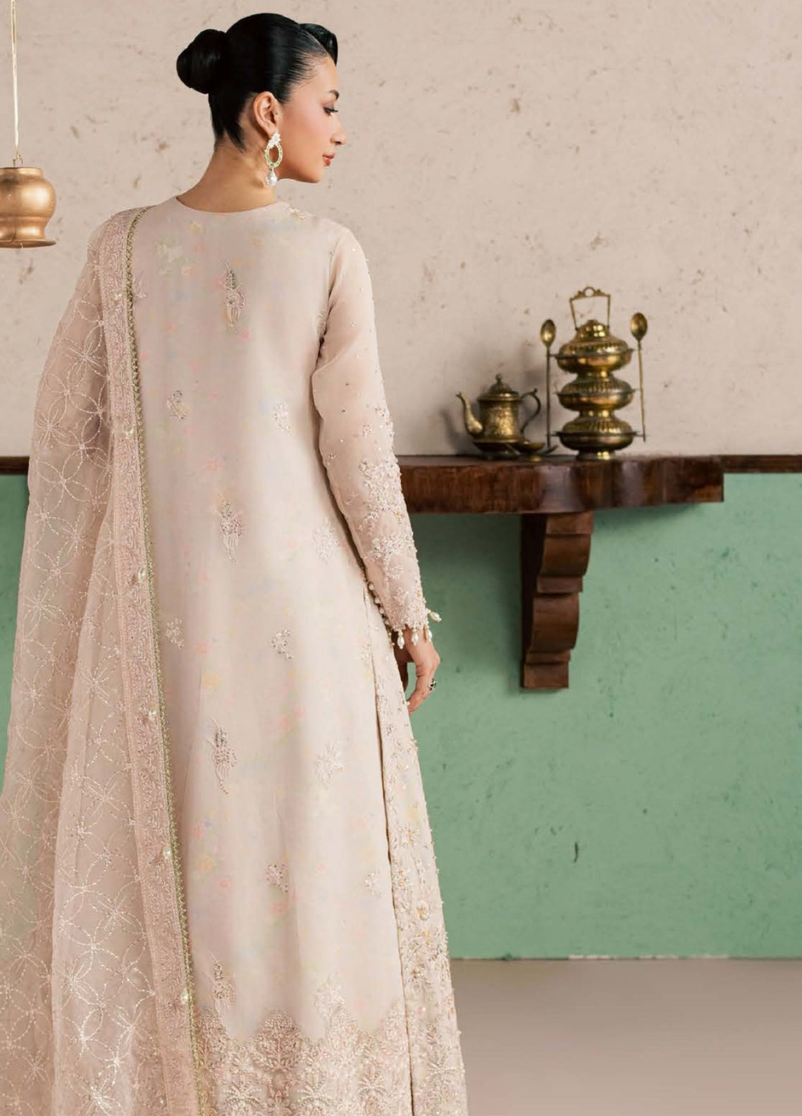 Sorelle By Aylin Luxury Festive Embroidered Organza 3 Piece Unstitched Suit AY26SLF D-04 BELLISSA Sorelle By Aylin Luxury Festive Embroidered Organza 3 Piece Unstitched Suit AY26SLF D-04 BELLISSA