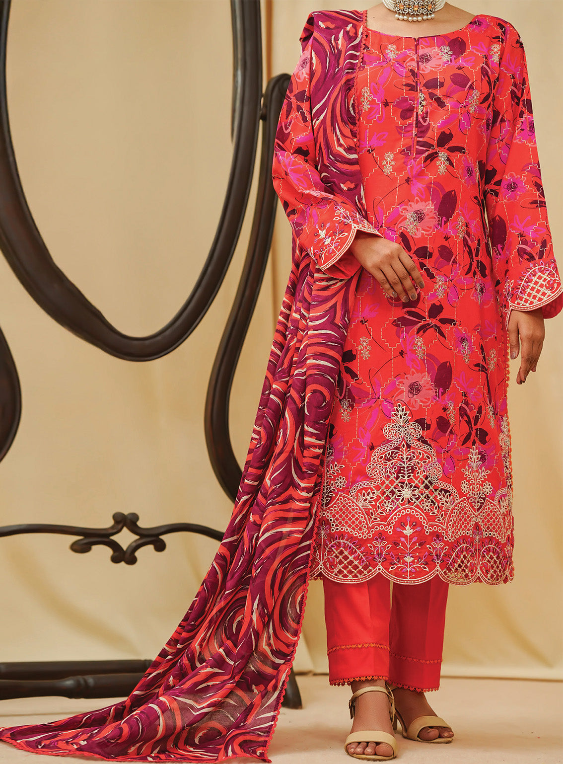 Sufina's by VS Textile Embroidered Lawn Suits Unstitched 3 Piece - VS25SL 4402 Sufina's by VS Textile Embroidered Lawn Suits Unstitched 3 Piece - VS25SL 4402