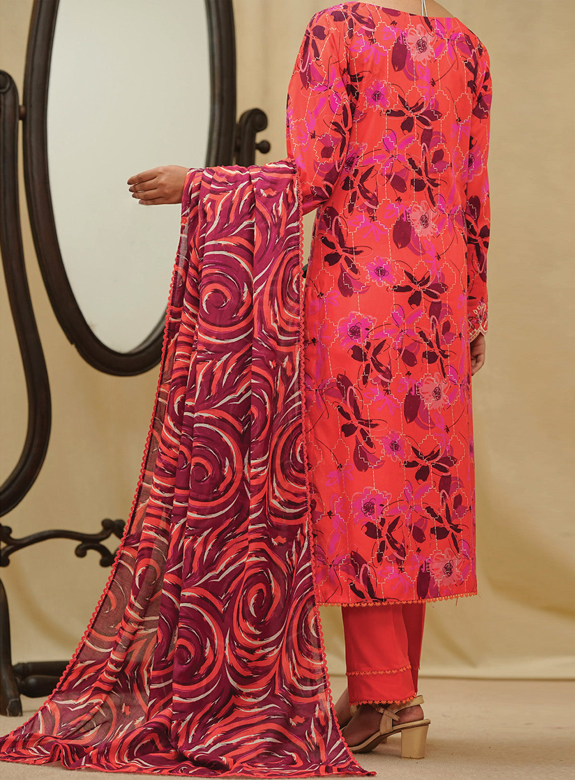 Sufina's by VS Textile Embroidered Lawn Suits Unstitched 3 Piece - VS25SL 4402 Sufina's by VS Textile Embroidered Lawn Suits Unstitched 3 Piece - VS25SL 4402