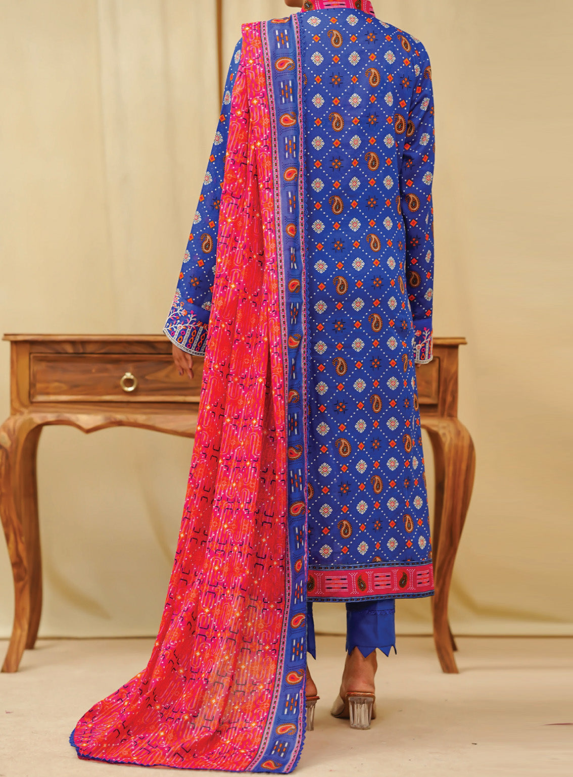 Sufina's by VS Textile Embroidered Lawn Suits Unstitched 3 Piece - VS25SL 4411 Sufina's by VS Textile Embroidered Lawn Suits Unstitched 3 Piece - VS25SL 4411