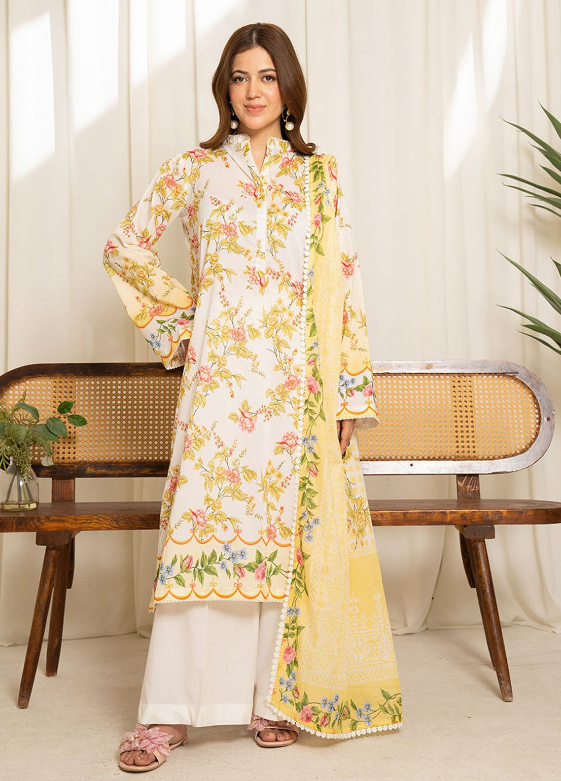 Sule by Coco Zara Shahjahan Printed Lawn Suits Unstitched 3 Piece - CZS25SPL 02 Sule by Coco Zara Shahjahan Printed Lawn Suits Unstitched 3 Piece - CZS25SPL 02
