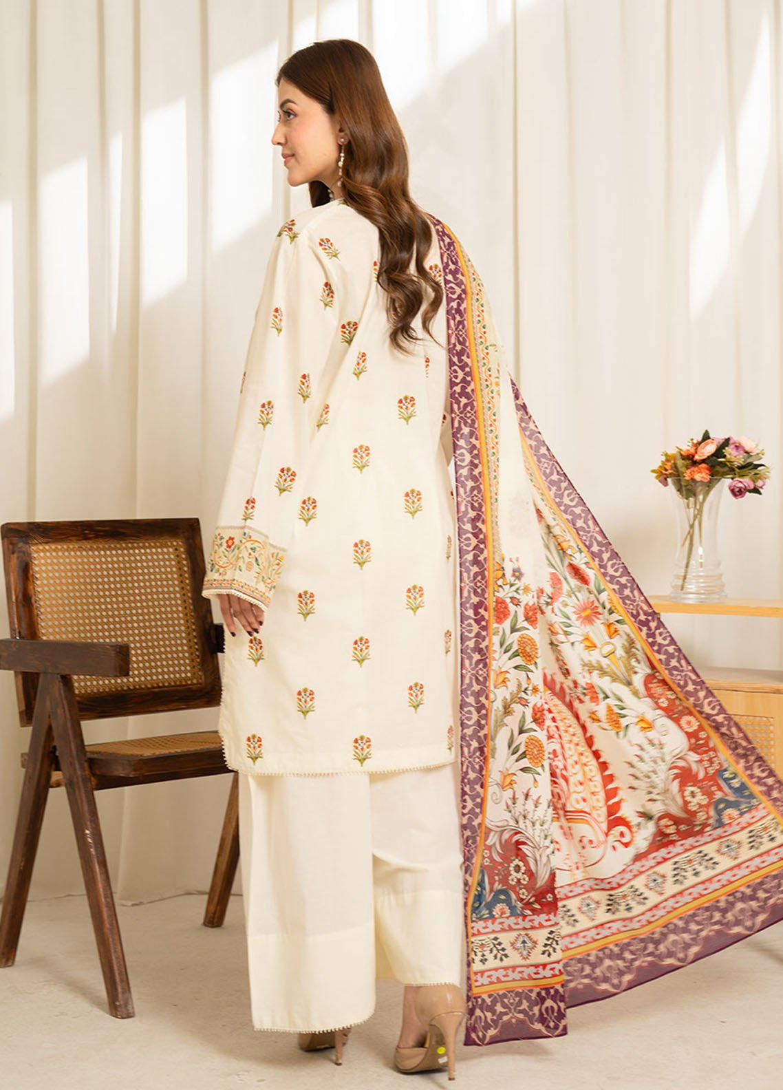 Sule by Coco Zara Shahjahan Printed Lawn Suits Unstitched 3 Piece - CZS25SPL 09 Sule by Coco Zara Shahjahan Printed Lawn Suits Unstitched 3 Piece - CZS25SPL 09