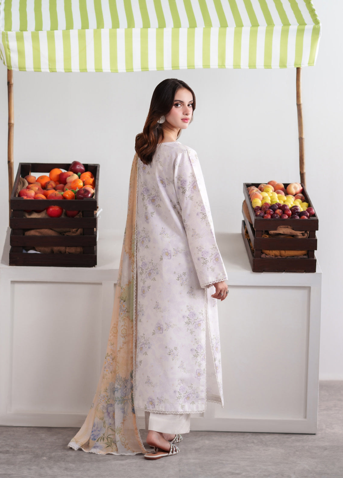 Summer Diary By Neeshay Embroidered Lawn 3 Piece Unstitched Suit NE26SD D-IVORY BLOOM Summer Diary By Neeshay Embroidered Lawn 3 Piece Unstitched Suit NE26SD D-IVORY BLOOM