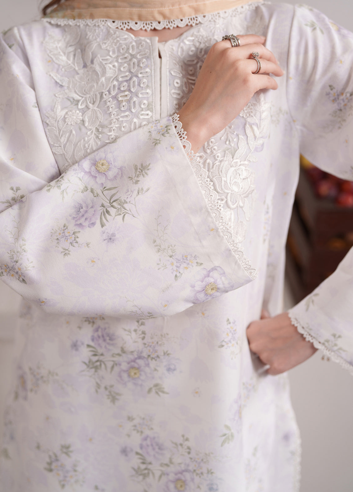 Summer Diary By Neeshay Embroidered Lawn 3 Piece Unstitched Suit NE26SD D-IVORY BLOOM Summer Diary By Neeshay Embroidered Lawn 3 Piece Unstitched Suit NE26SD D-IVORY BLOOM