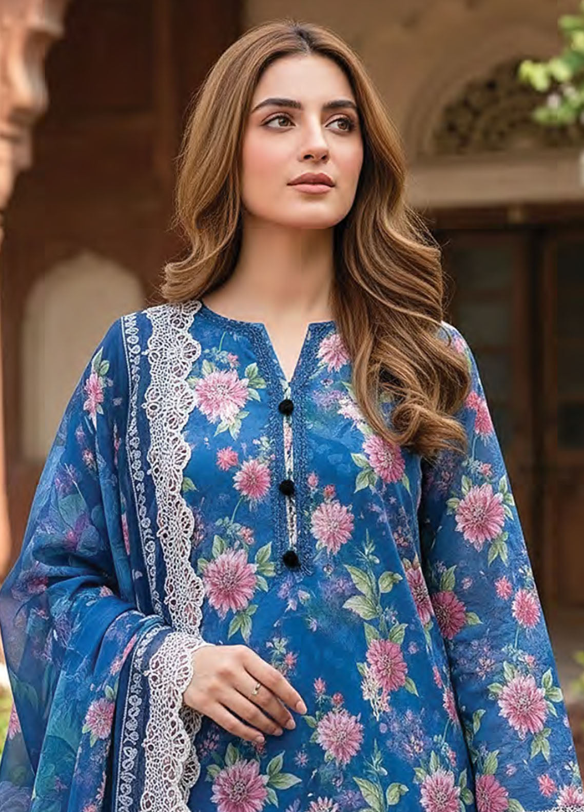 Summer Essentials By LSM Lakhany Embroidered Lawn 3 Piece Unstitched Suit LSM26SEEC D-LG-RL-0368 Summer Essentials By LSM Lakhany Embroidered Lawn 3 Piece Unstitched Suit LSM26SEEC D-LG-RL-0368