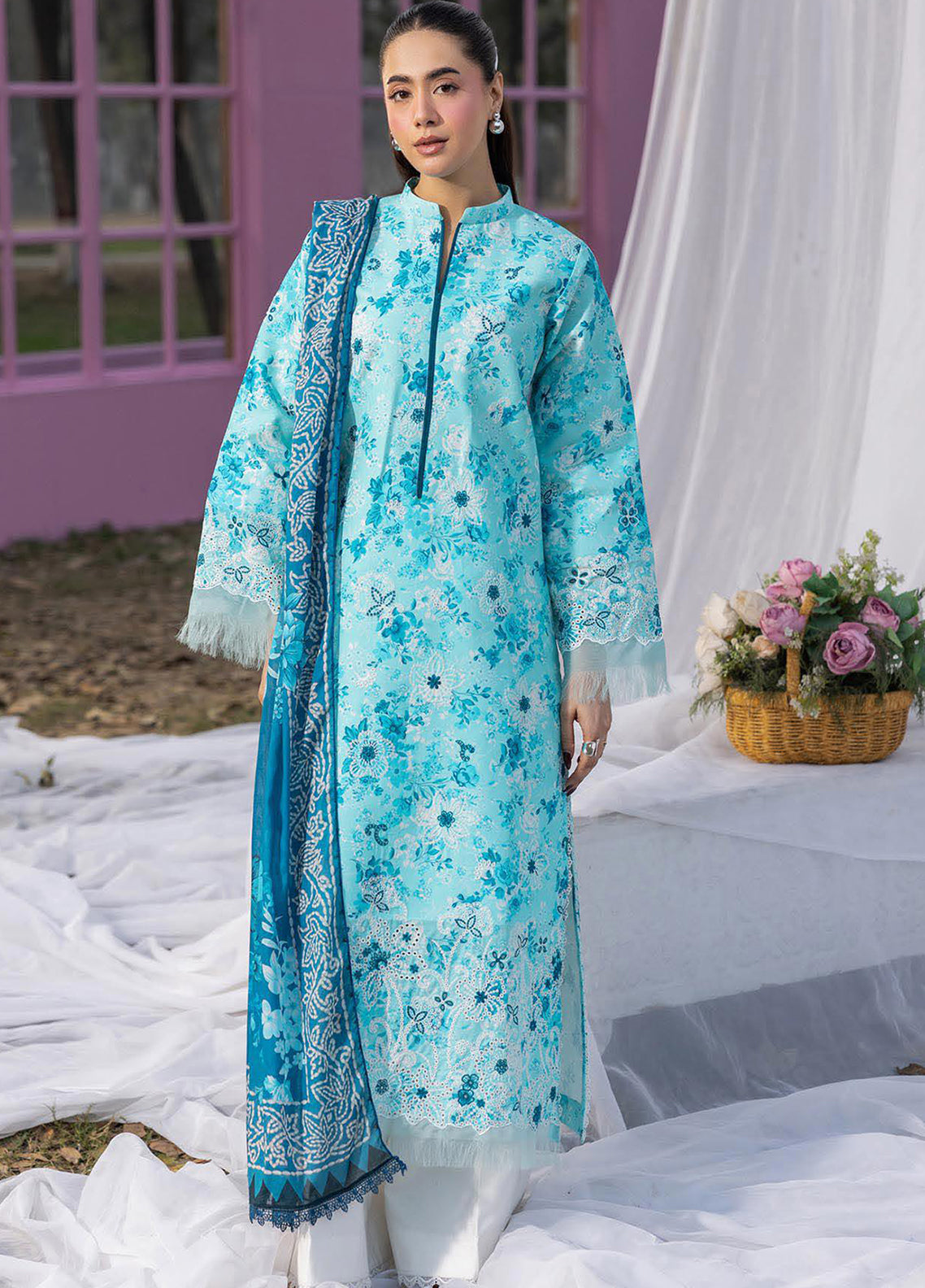 Summer Printkari Exclusive By Rajbari Embroidered Lawn 3 Piece Unstitched Suit RB26SPE D-02 Summer Printkari Exclusive By Rajbari Embroidered Lawn 3 Piece Unstitched Suit RB26SPE D-02