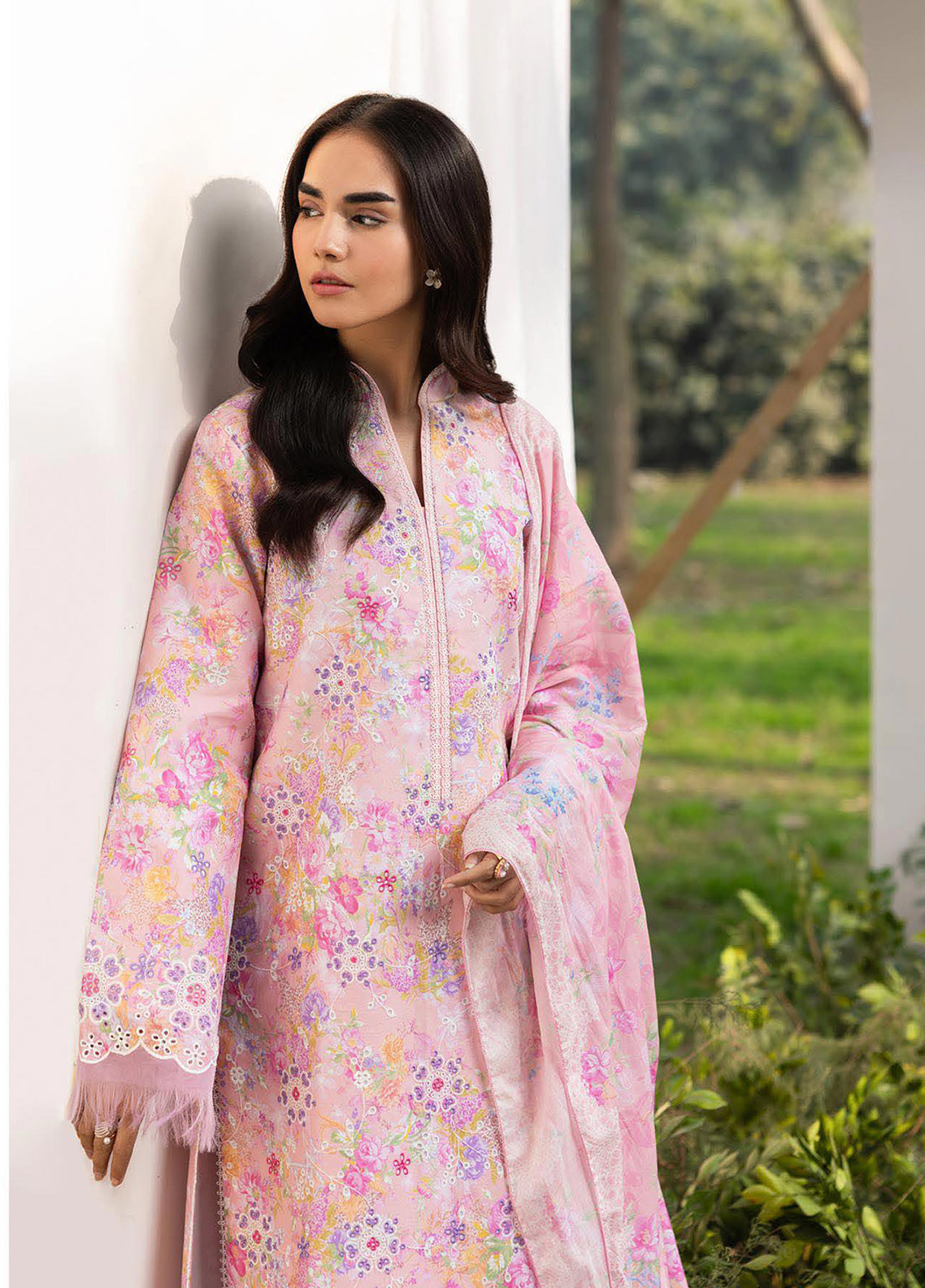 Summer Printkari Exclusive By Rajbari Embroidered Lawn 3 Piece Unstitched Suit RB26SPE D-03 Summer Printkari Exclusive By Rajbari Embroidered Lawn 3 Piece Unstitched Suit RB26SPE D-03