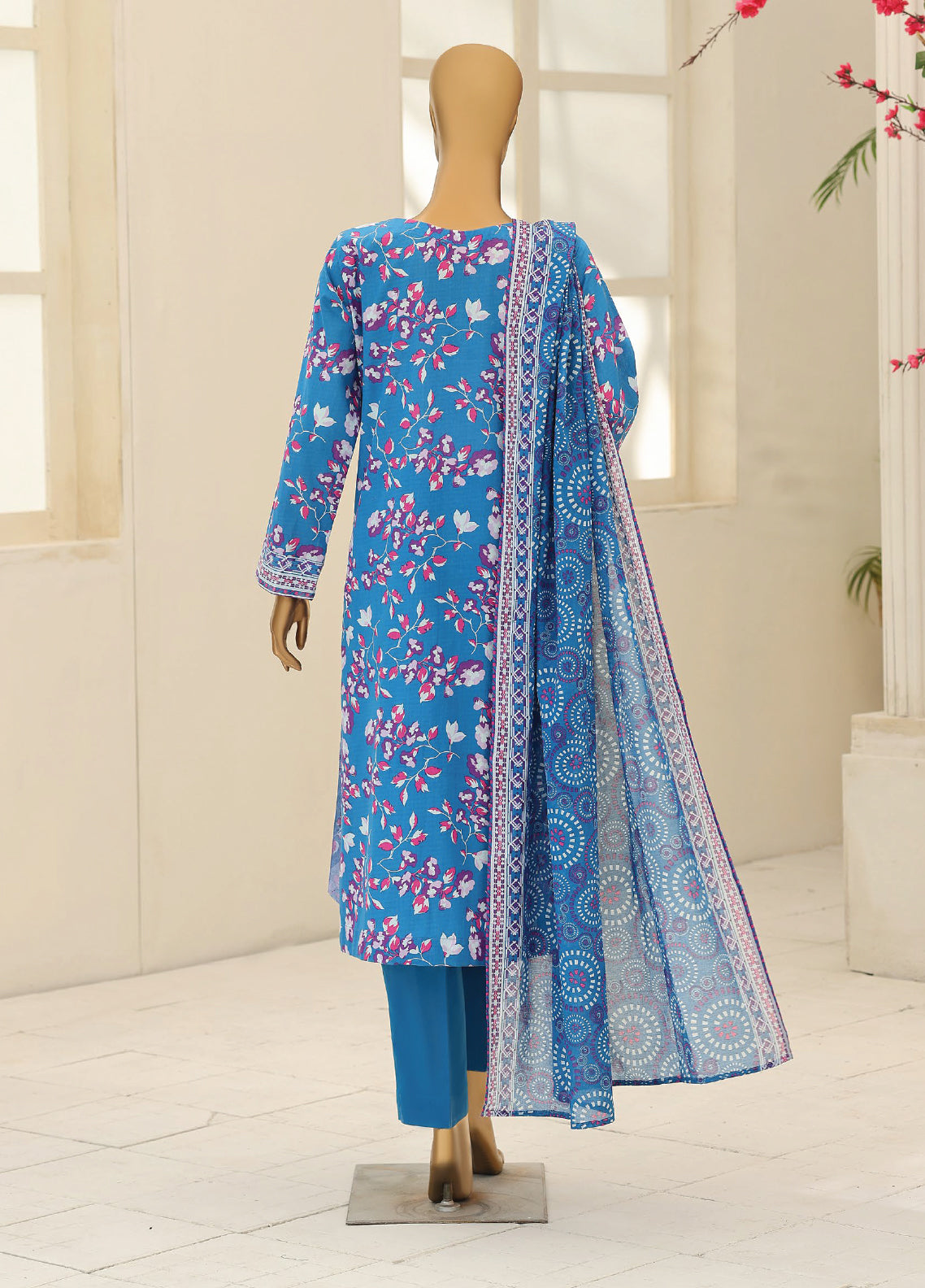 Summer Shades By HZ Textile Printed Lawn 3 Piece Unstitched Suit HZ26SSV2 D-SPC-1321 Summer Shades By HZ Textile Printed Lawn 3 Piece Unstitched Suit HZ26SSV2 D-SPC-1321