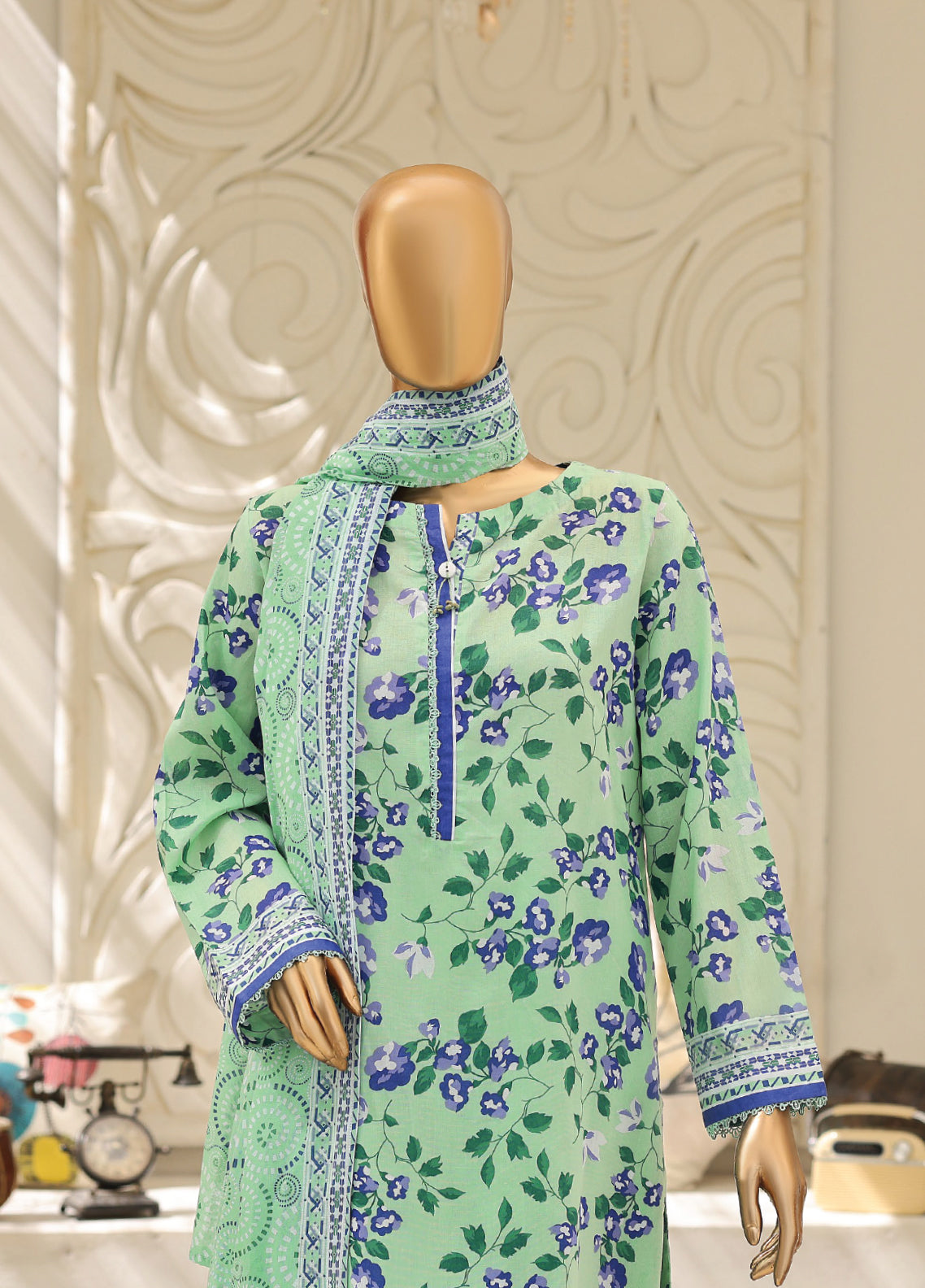 Summer Shades By HZ Textile Printed Lawn 3 Piece Unstitched Suit HZ26SSV2 D-SPC-1323 Summer Shades By HZ Textile Printed Lawn 3 Piece Unstitched Suit HZ26SSV2 D-SPC-1323