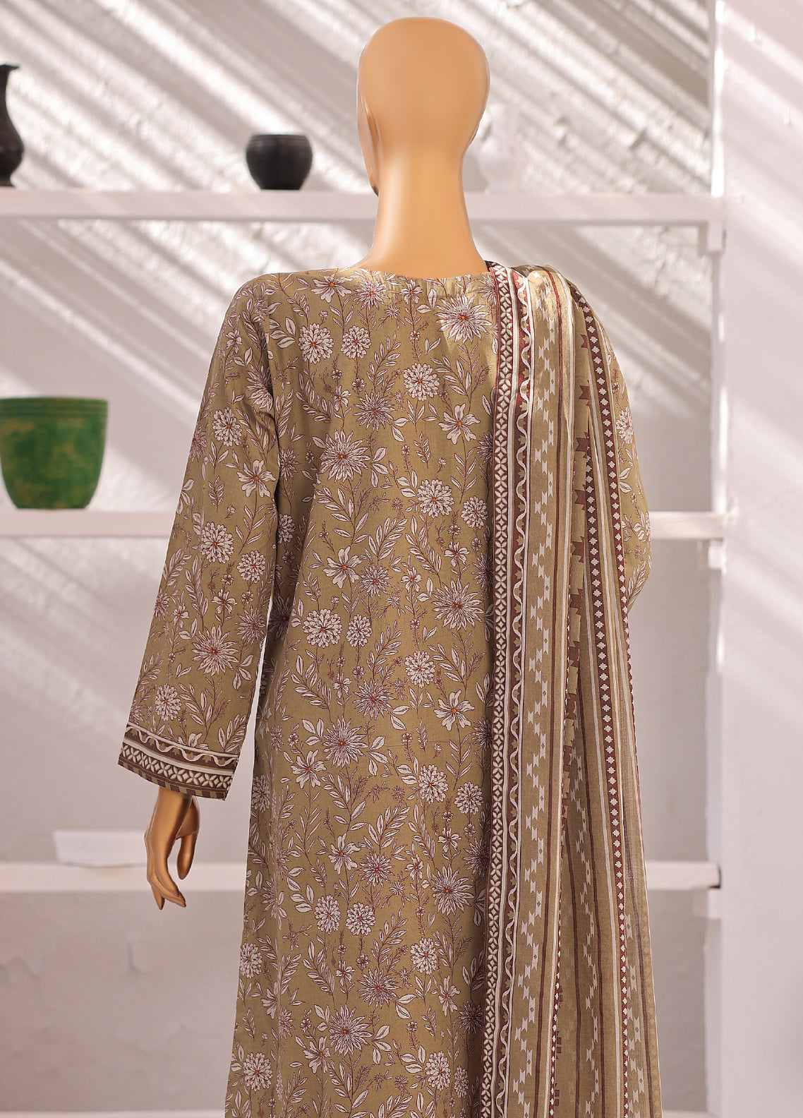 Summer Shades By HZ Textile Printed Lawn 3 Piece Unstitched Suit HZ26SS SPC-1314 Summer Shades By HZ Textile Printed Lawn 3 Piece Unstitched Suit HZ26SS SPC-1314
