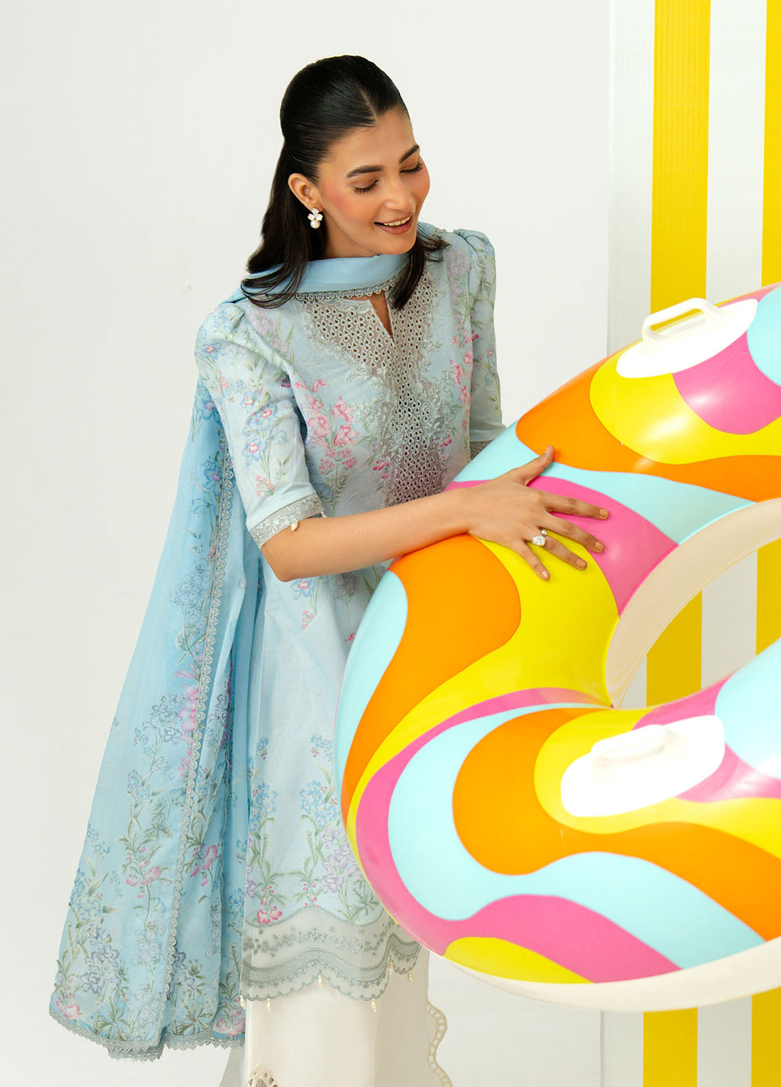 Sundaze By Zarposh Embroidered Lawn 3 Piece Unstitched Suit ZP26SD D-MISTELLE Sundaze By Zarposh Embroidered Lawn 3 Piece Unstitched Suit ZP26SD D-MISTELLE