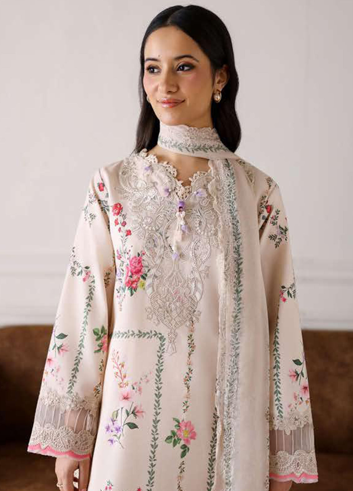 Sunlit Tales By Roheenaz Embroidered Lawn 3 Piece Unstitched Suit RNZ26STPE D-02 SUNFLARE PETAL Sunlit Tales By Roheenaz Embroidered Lawn 3 Piece Unstitched Suit RNZ26STPE D-02 SUNFLARE PETAL