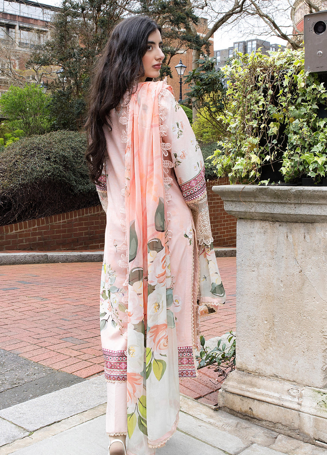 Sunshine Bloom By Alzohaib Premium Embroidered Lawn 3 Piece Unstitched Suit AZ26SSBEV2 D-02 Sunshine Bloom By Alzohaib Premium Embroidered Lawn 3 Piece Unstitched Suit AZ26SSBEV2 D-02