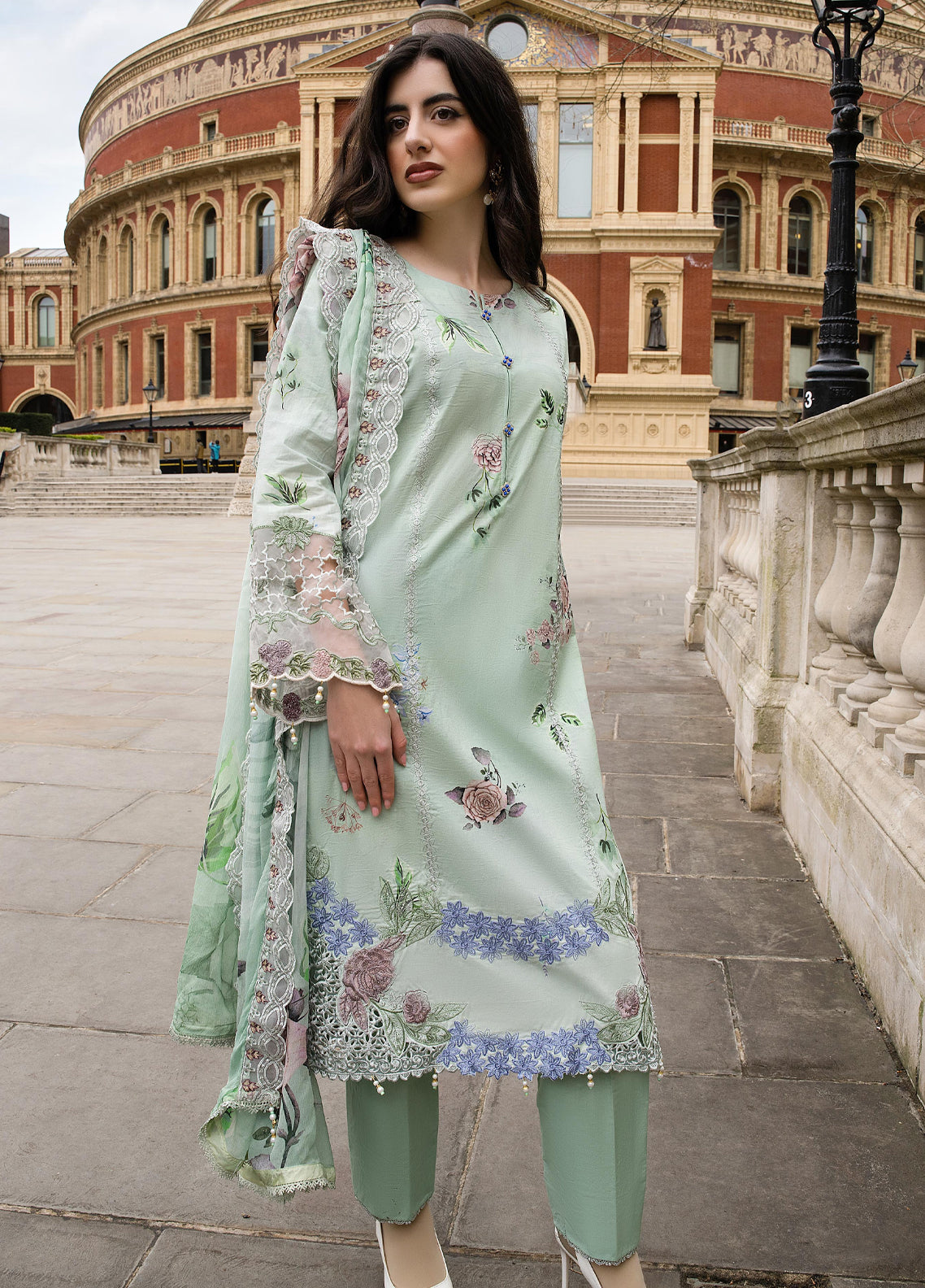 Sunshine Bloom By Alzohaib Premium Embroidered Lawn 3 Piece Unstitched Suit AZ26SSBEV2 D-03 Sunshine Bloom By Alzohaib Premium Embroidered Lawn 3 Piece Unstitched Suit AZ26SSBEV2 D-03