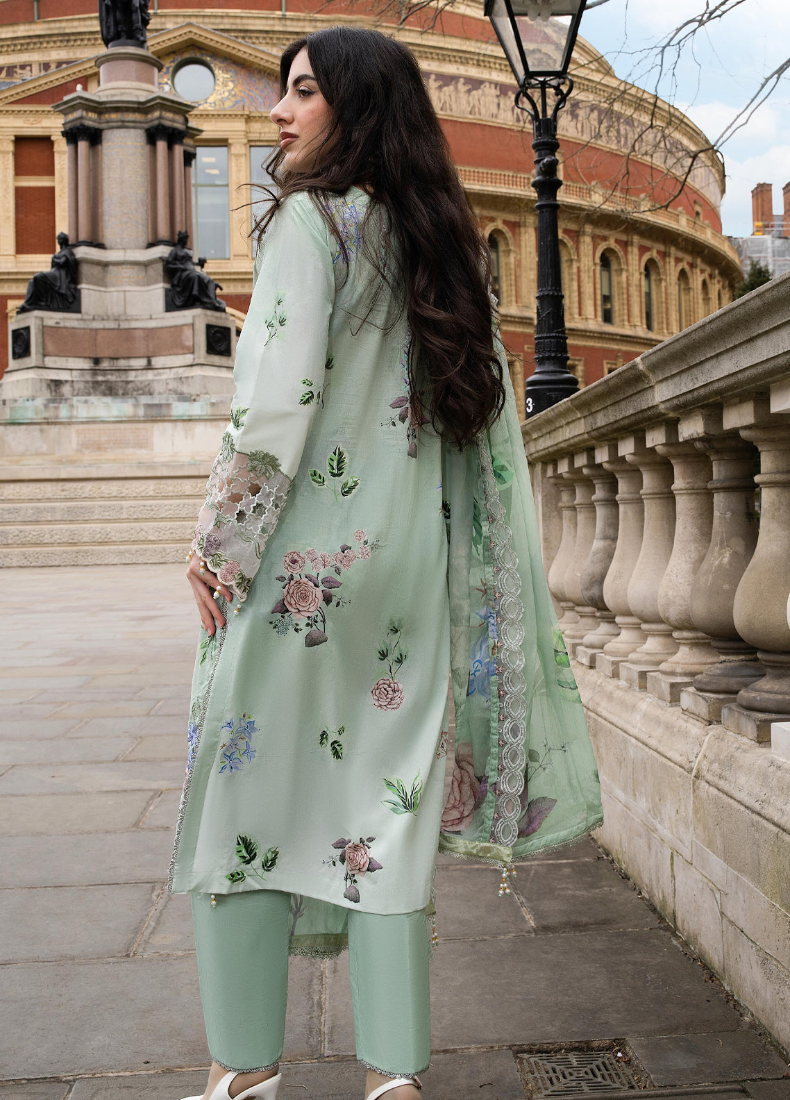 Sunshine Bloom By Alzohaib Premium Embroidered Lawn 3 Piece Unstitched Suit AZ26SSBEV2 D-03 Sunshine Bloom By Alzohaib Premium Embroidered Lawn 3 Piece Unstitched Suit AZ26SSBEV2 D-03