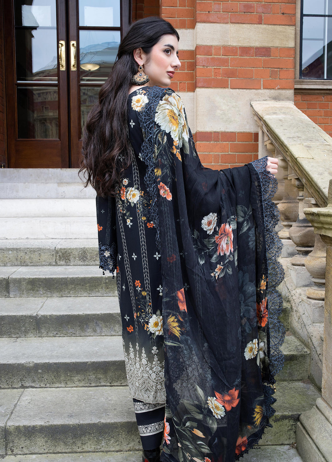 Sunshine Bloom By Alzohaib Premium Embroidered Lawn 3 Piece Unstitched Suit AZ26SSBEV2 D-05 Sunshine Bloom By Alzohaib Premium Embroidered Lawn 3 Piece Unstitched Suit AZ26SSBEV2 D-05