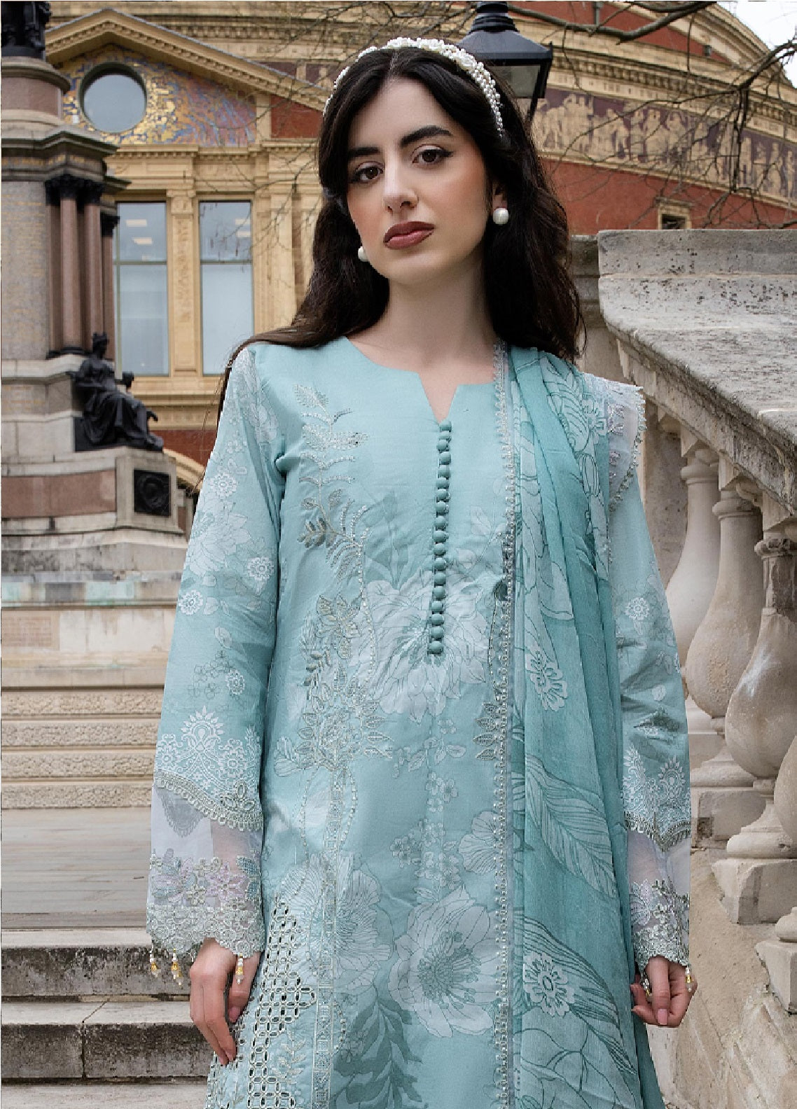 Sunshine Bloom By Alzohaib Premium Embroidered Lawn 3 Piece Unstitched Suit AZ26SSBEV2 D-07 Sunshine Bloom By Alzohaib Premium Embroidered Lawn 3 Piece Unstitched Suit AZ26SSBEV2 D-07