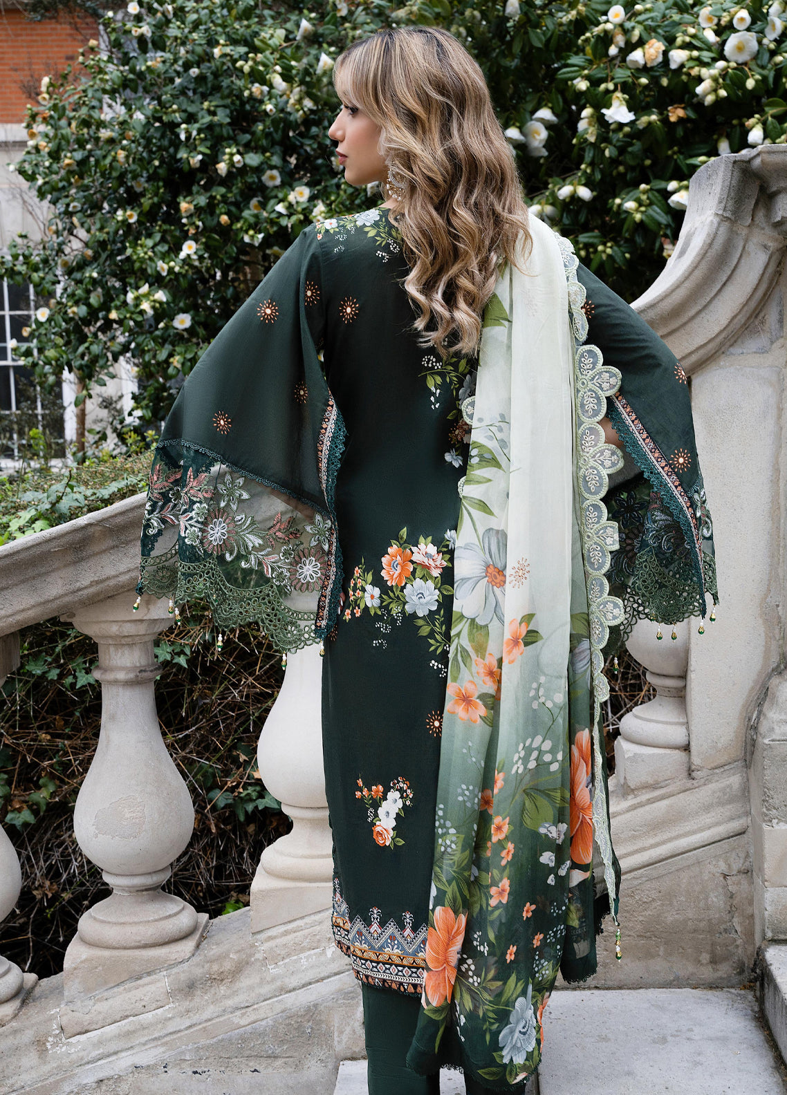 Sunshine Bloom By Alzohaib Premium Embroidered Lawn 3 Piece Unstitched Suit AZ26SSBEV2 D-08 Sunshine Bloom By Alzohaib Premium Embroidered Lawn 3 Piece Unstitched Suit AZ26SSBEV2 D-08