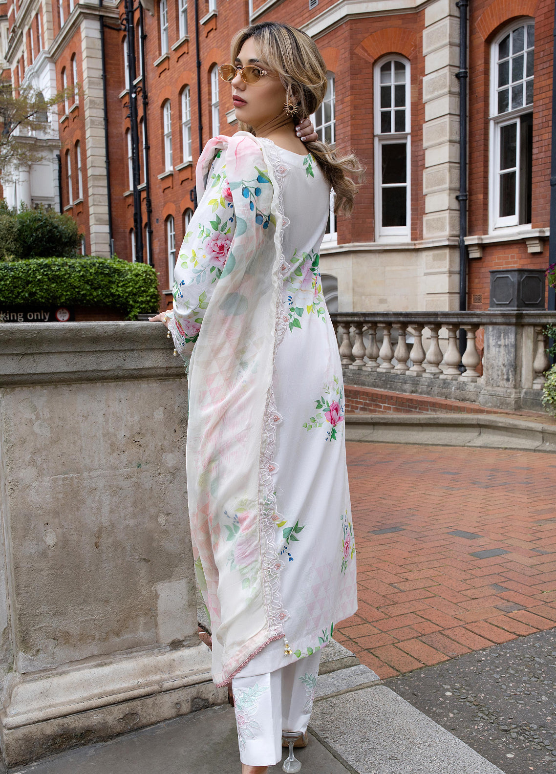 Sunshine Bloom By Alzohaib Premium Embroidered Lawn 3 Piece Unstitched Suit AZ26SSBEV2 D-11 Sunshine Bloom By Alzohaib Premium Embroidered Lawn 3 Piece Unstitched Suit AZ26SSBEV2 D-11