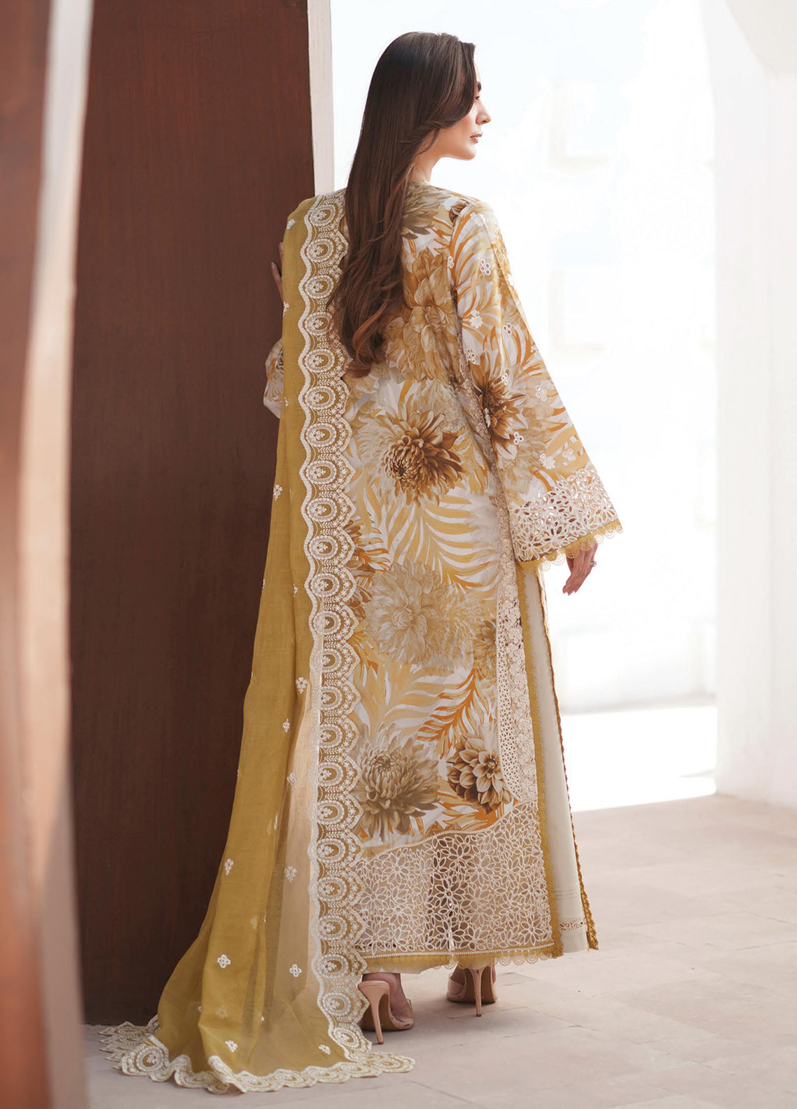 Sunspell By Afrozeh Embroidered Lawn 3 Piece Unstitched Suit AF26SEL D-CALYRA Sunspell By Afrozeh Embroidered Lawn 3 Piece Unstitched Suit AF26SEL D-CALYRA