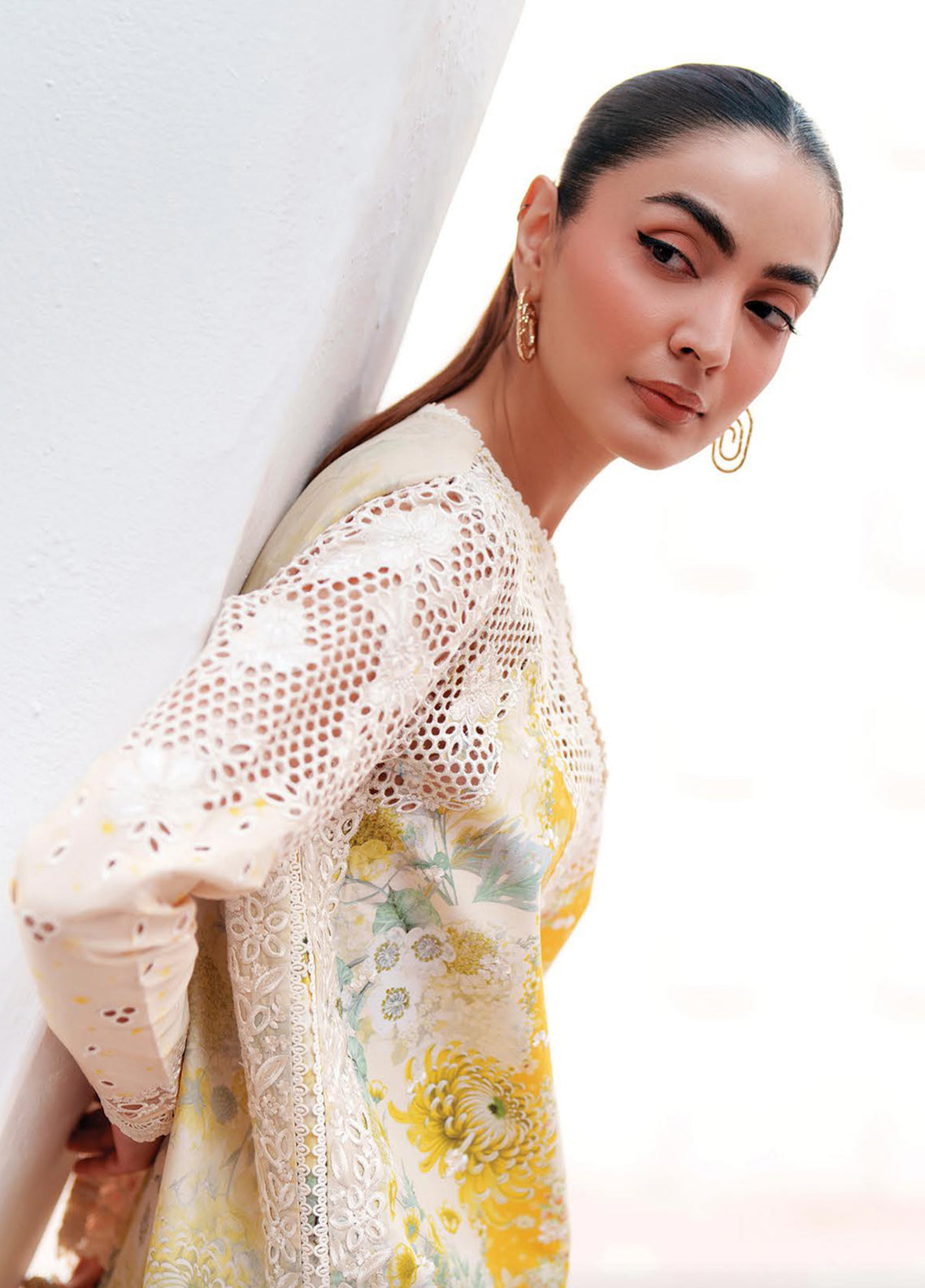 Sunspell By Afrozeh Embroidered Lawn 3 Piece Unstitched Suit AF26SEL D-LIORAE Sunspell By Afrozeh Embroidered Lawn 3 Piece Unstitched Suit AF26SEL D-LIORAE