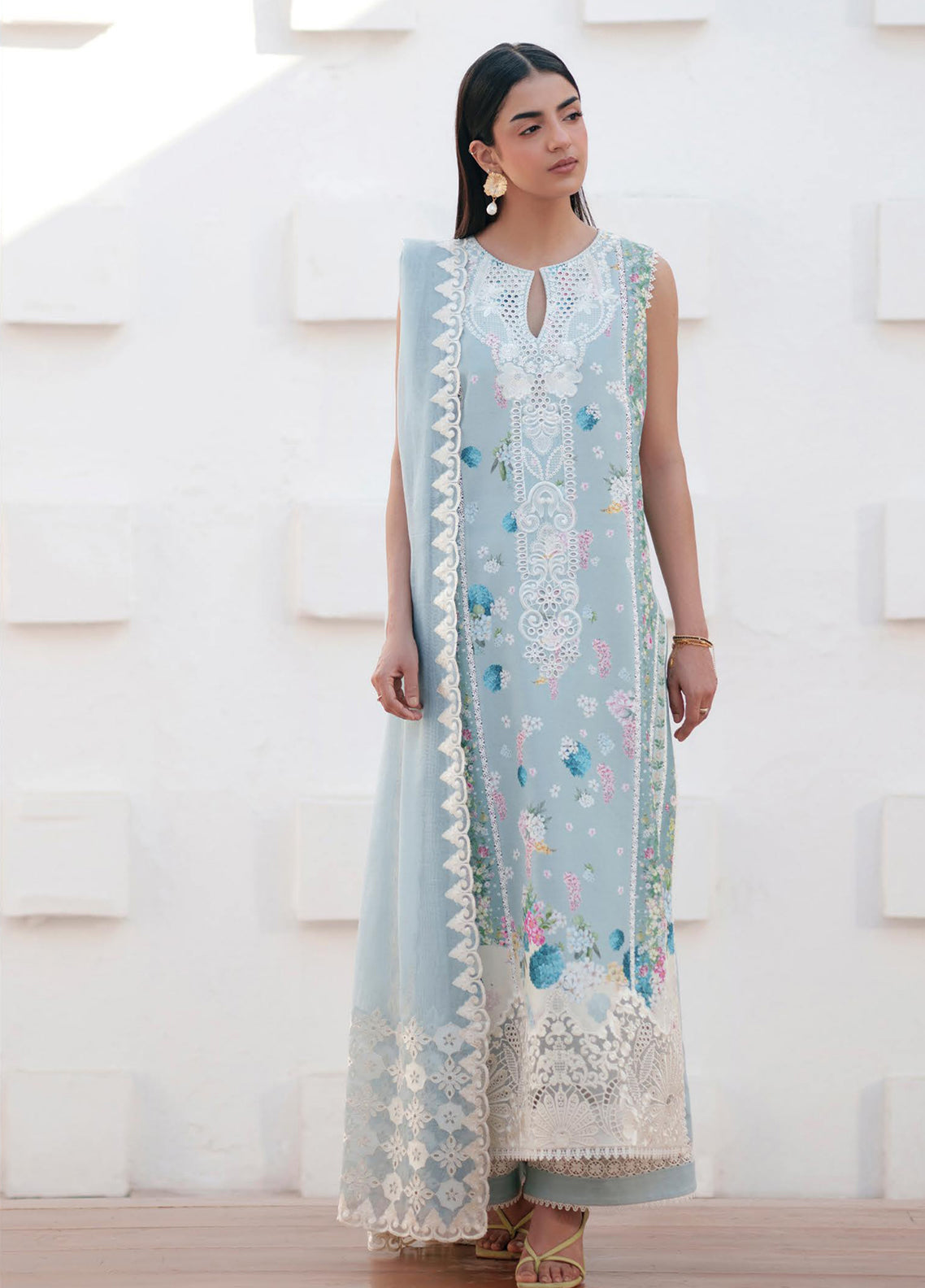 Sunspell By Afrozeh Embroidered Lawn 3 Piece Unstitched Suit AF26SEL D-ROSYRA Sunspell By Afrozeh Embroidered Lawn 3 Piece Unstitched Suit AF26SEL D-ROSYRA