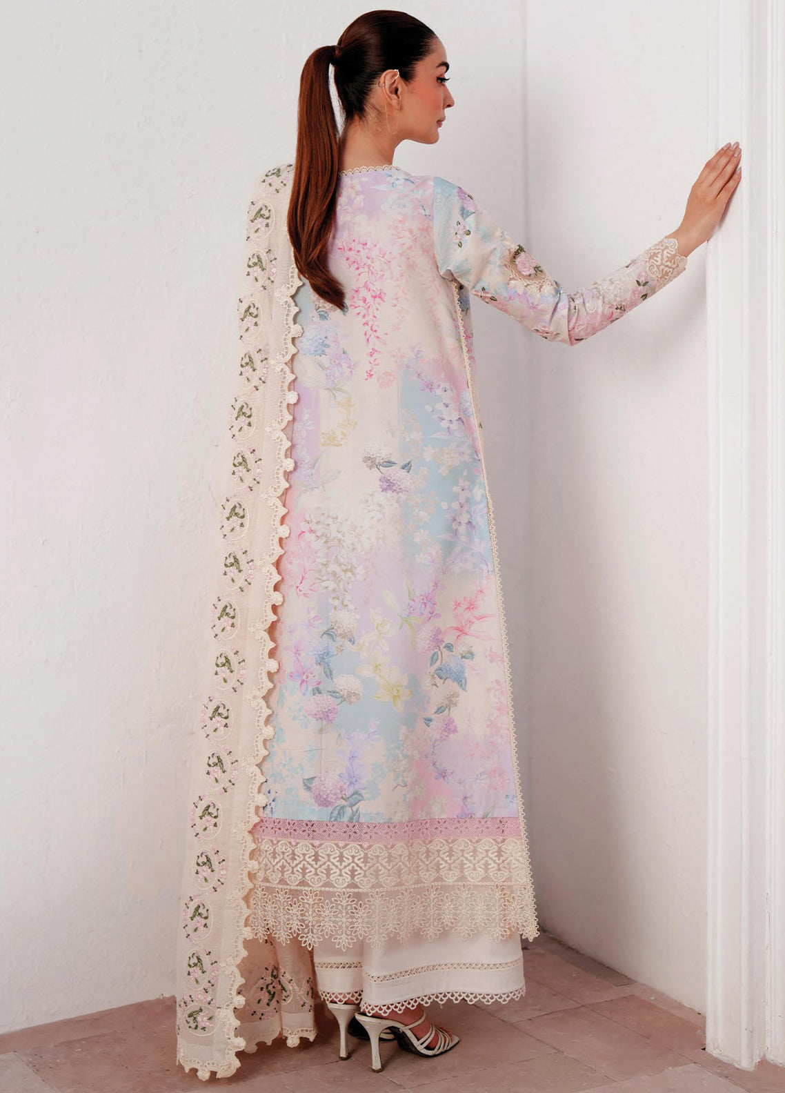 Sunspell By Afrozeh Embroidered Lawn 3 Piece Unstitched Suit AF26SEL D-SOLITHE Sunspell By Afrozeh Embroidered Lawn 3 Piece Unstitched Suit AF26SEL D-SOLITHE