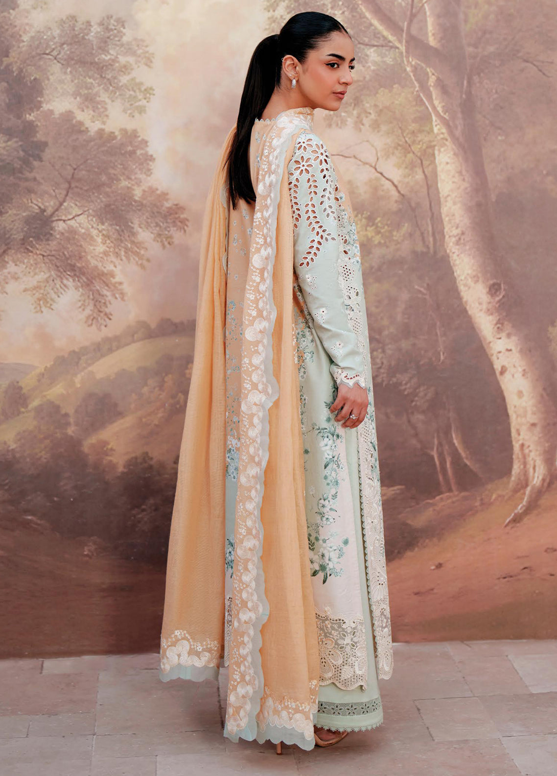 Sunspell By Afrozeh Embroidered Lawn 3 Piece Unstitched Suit AF26SEL D-VELYRA Sunspell By Afrozeh Embroidered Lawn 3 Piece Unstitched Suit AF26SEL D-VELYRA