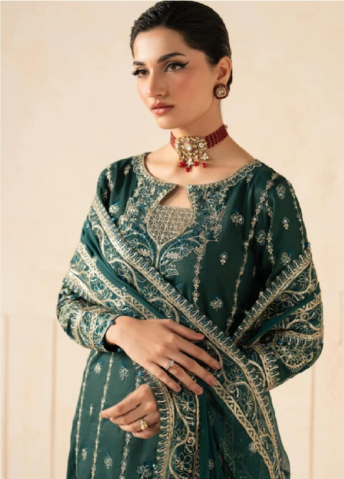 Syleena By Gulaal Embroidered Raw Silk 3 Piece Unstitched Suit GL26SRS D-SD-24 Zumara Bottle Green - Detail Syleena By Gulaal Embroidered Raw Silk 3 Piece Unstitched Suit GL26SRS D-SD-24 Zumara Bottle Green - Detail