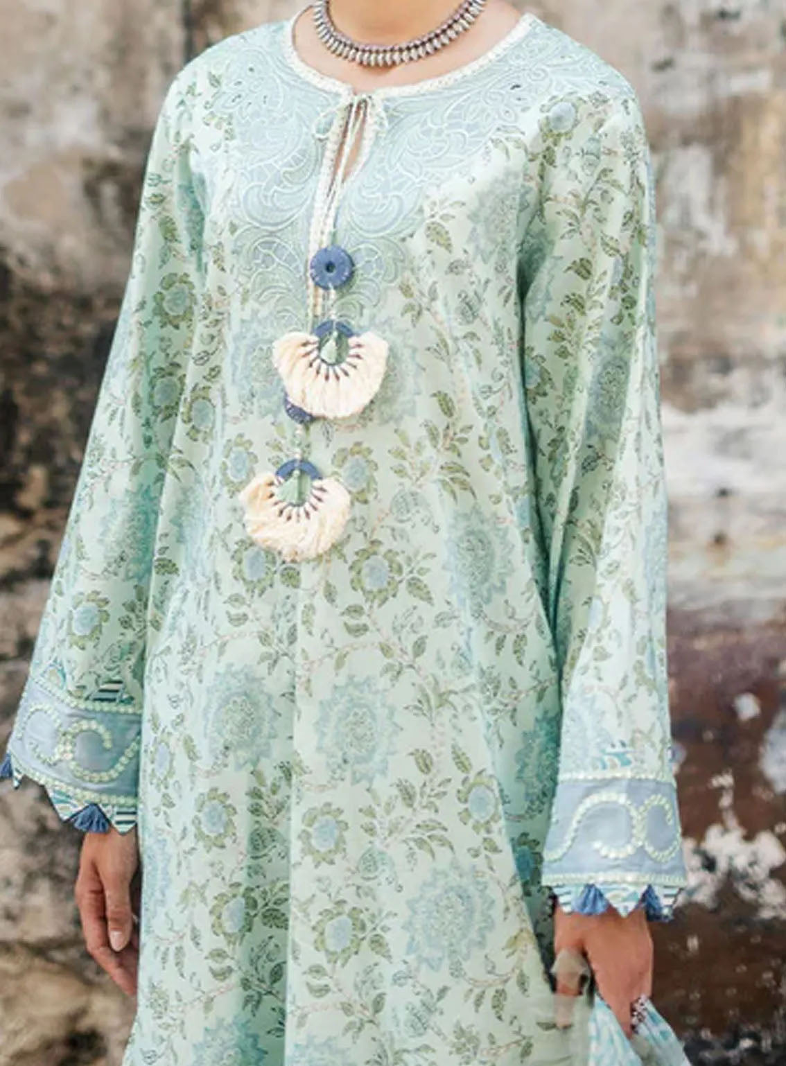 Taneez By Roheenaz Embroidered Lawn Suits Unstitched 3 Piece - RNZ24T RNB-02A JASMIN Taneez By Roheenaz Embroidered Lawn Suits Unstitched 3 Piece - RNZ24T RNB-02A JASMIN