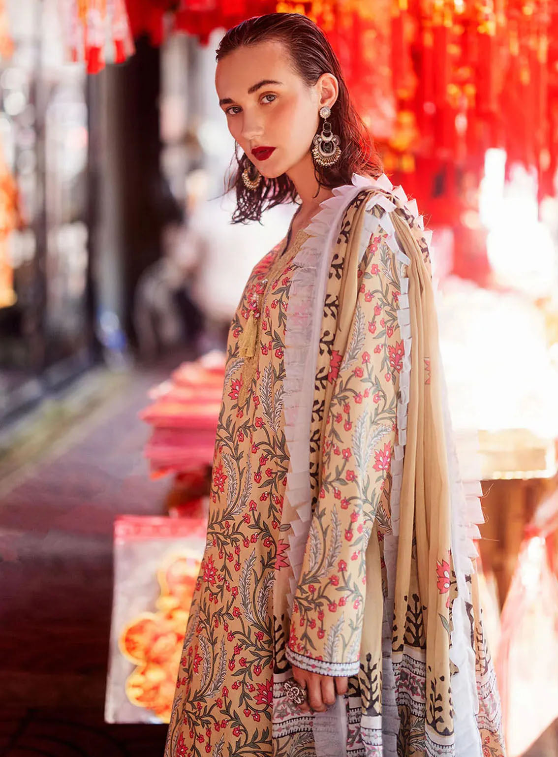 Taneez By Roheenaz Embroidered Lawn Suits Unstitched 3 Piece - RNZ24T RNB-08A ZARA Taneez By Roheenaz Embroidered Lawn Suits Unstitched 3 Piece - RNZ24T RNB-08A ZARA