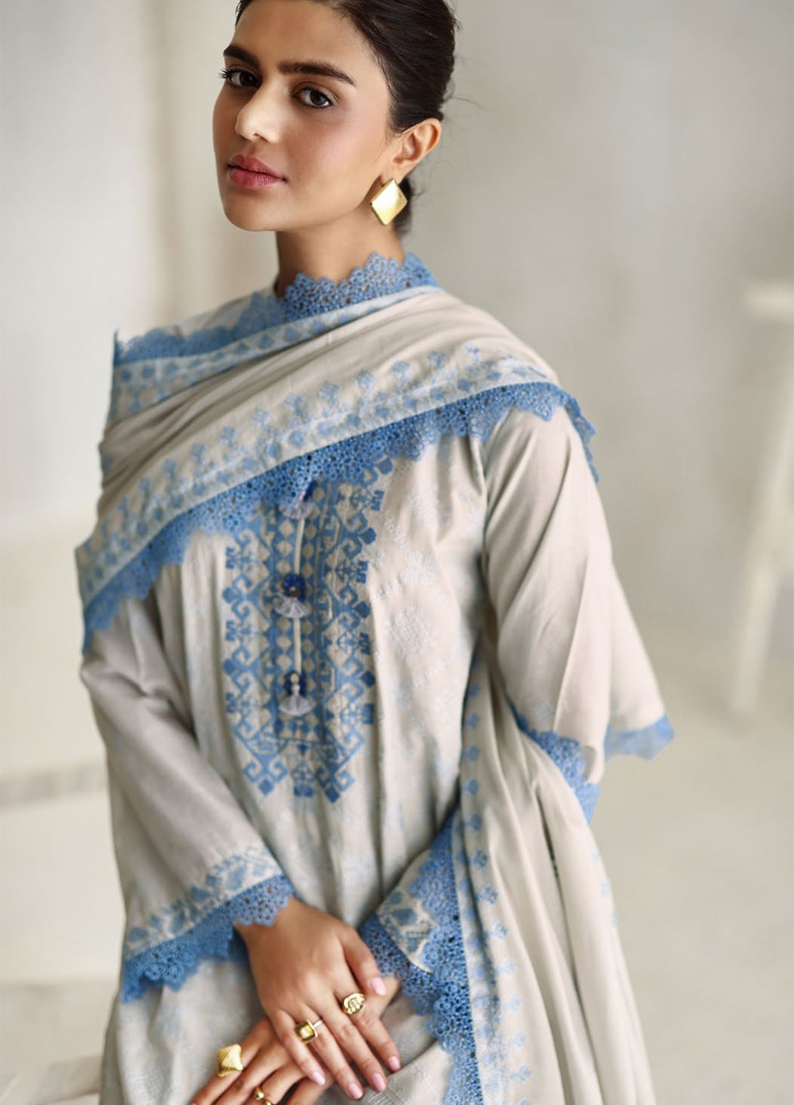 The Luxe Chapter By Gul Ahmed Embroidered Lawn 3 Piece Unstitched Suit GA26TLC D-CL-62431 The Luxe Chapter By Gul Ahmed Embroidered Lawn 3 Piece Unstitched Suit GA26TLC D-CL-62431