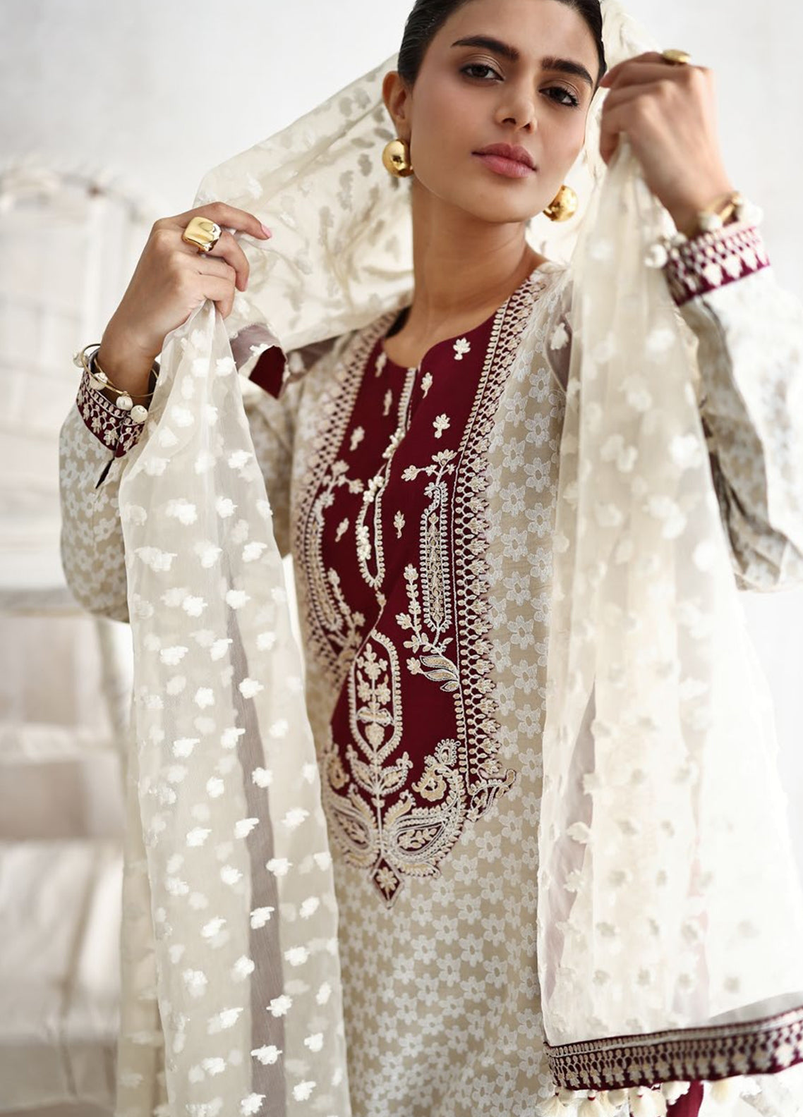 The Luxe Chapter By Gul Ahmed Embroidered Lawn 3 Piece Unstitched Suit GA26TLC D-SP-62014 The Luxe Chapter By Gul Ahmed Embroidered Lawn 3 Piece Unstitched Suit GA26TLC D-SP-62014