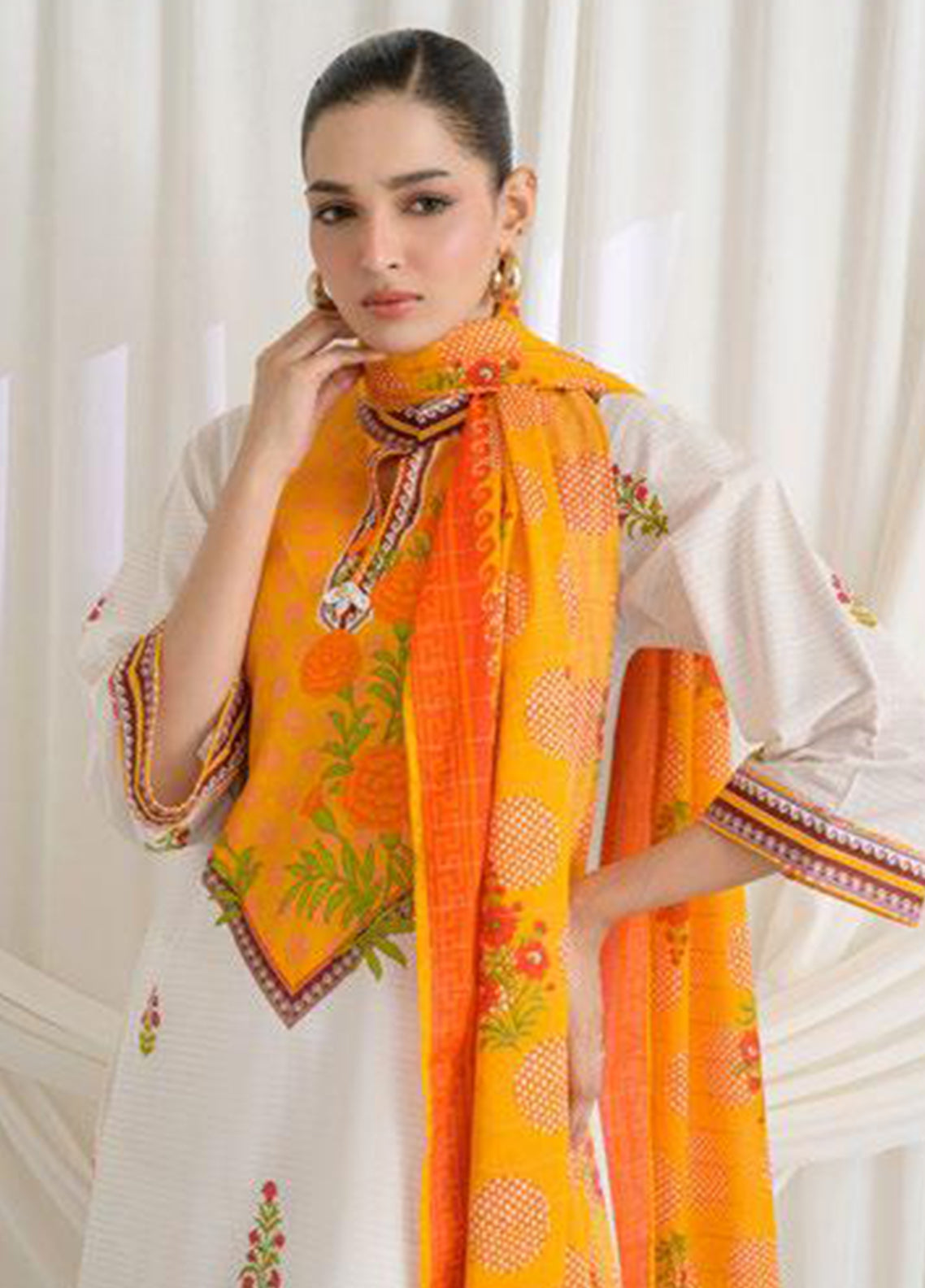 The Petal Diary By Gul Ahmed Printed Lawn 3 Piece Unstitched Suit GA26TPD D-DB-62002 The Petal Diary By Gul Ahmed Printed Lawn 3 Piece Unstitched Suit GA26TPD D-DB-62002
