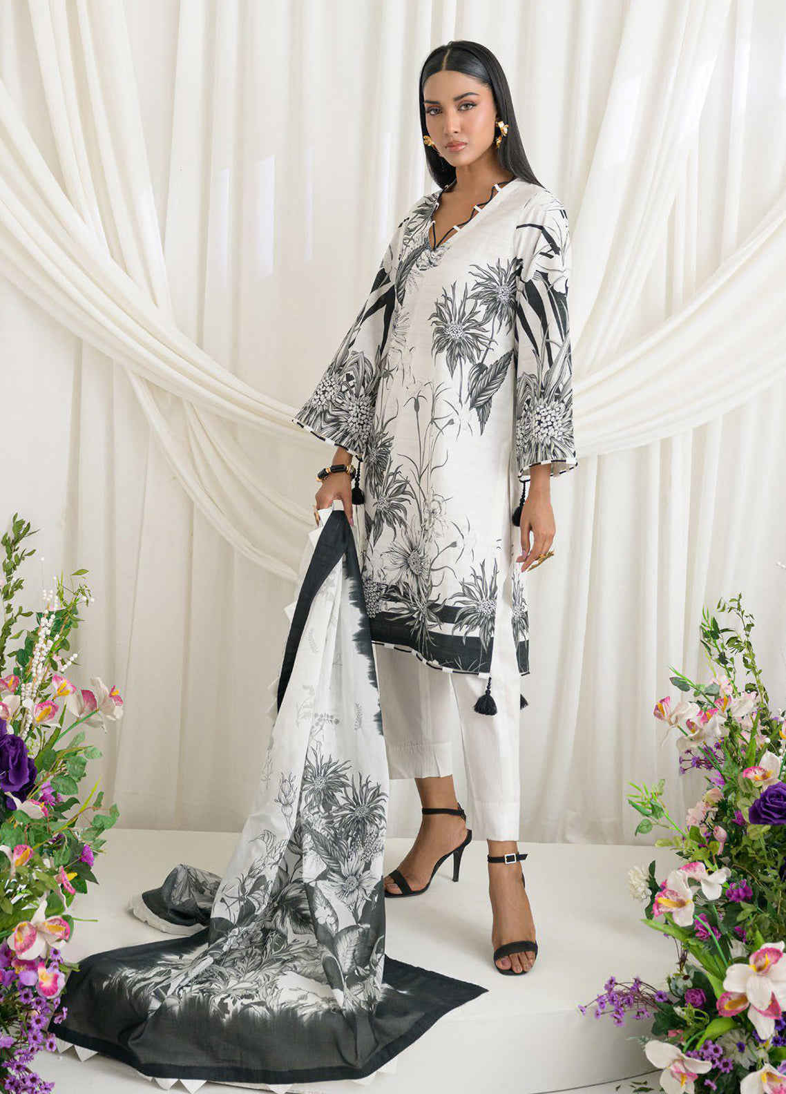 The Petal Diary By Gul Ahmed Printed Lawn 3 Piece Unstitched Suit GA26TPD D-DB-62006 The Petal Diary By Gul Ahmed Printed Lawn 3 Piece Unstitched Suit GA26TPD D-DB-62006