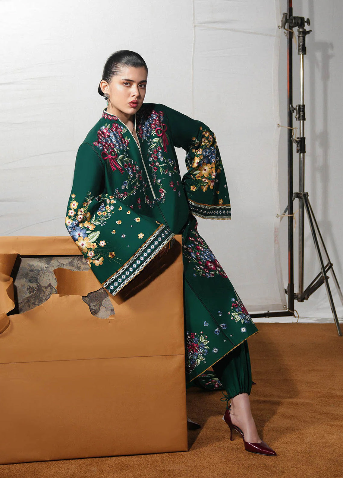 The Reserved View By Jugnu Embroidered Cotton 3 Piece Unstitched Suit JL26TRVE1 D-BEZAN The Reserved View By Jugnu Embroidered Cotton 3 Piece Unstitched Suit JL26TRVE1 D-BEZAN