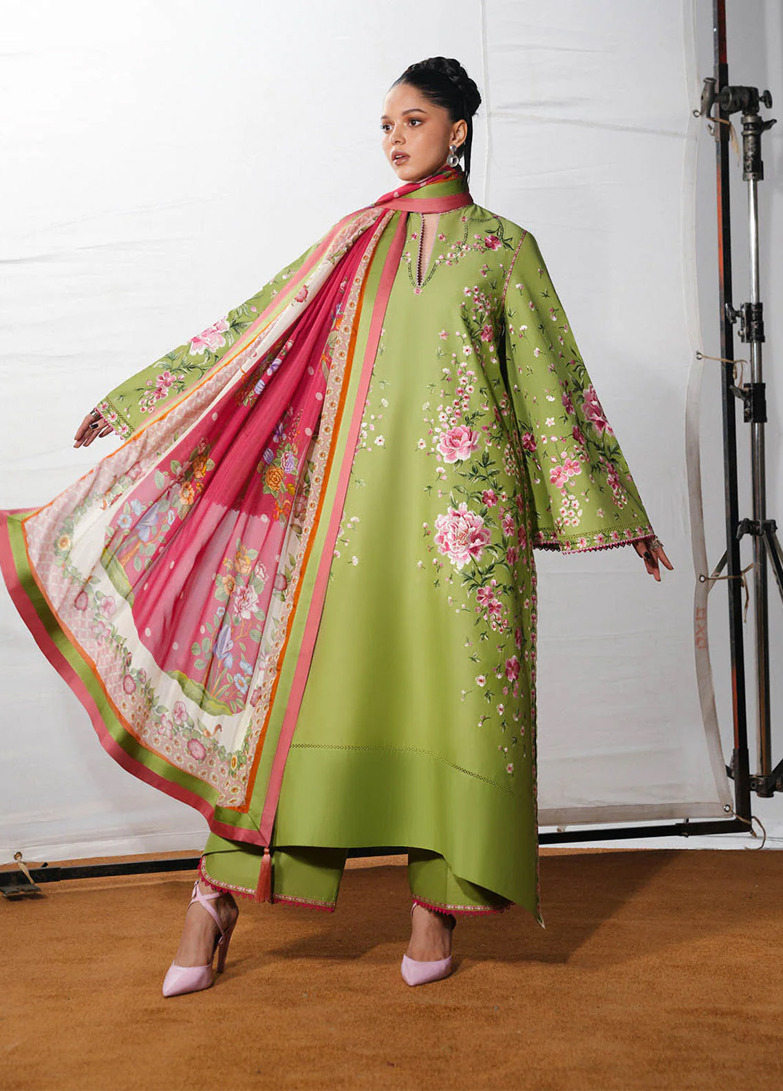 The Reserved View By Jugnu Embroidered Cotton 3 Piece Unstitched Suit JL26TRVE1 D-CHAMAN The Reserved View By Jugnu Embroidered Cotton 3 Piece Unstitched Suit JL26TRVE1 D-CHAMAN