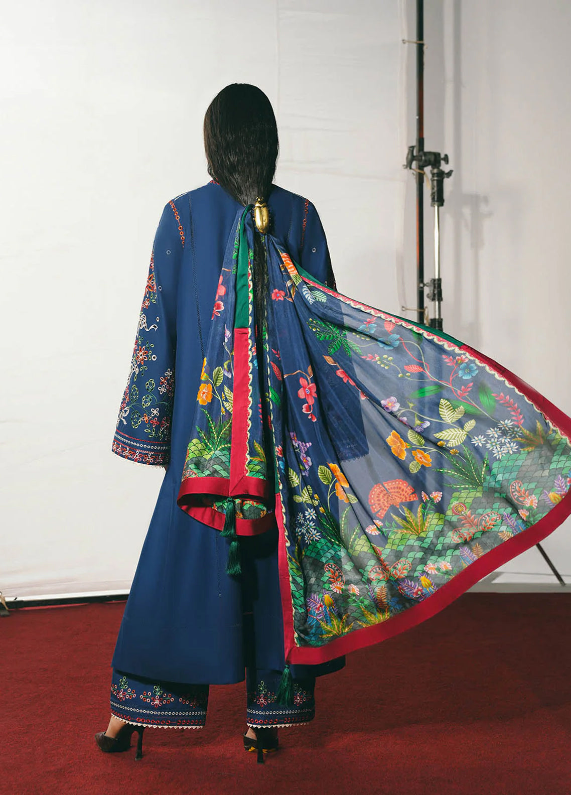 The Reserved View By Jugnu Embroidered Cotton 3 Piece Unstitched Suit JL26TRVE1 D-PEROZ The Reserved View By Jugnu Embroidered Cotton 3 Piece Unstitched Suit JL26TRVE1 D-PEROZ