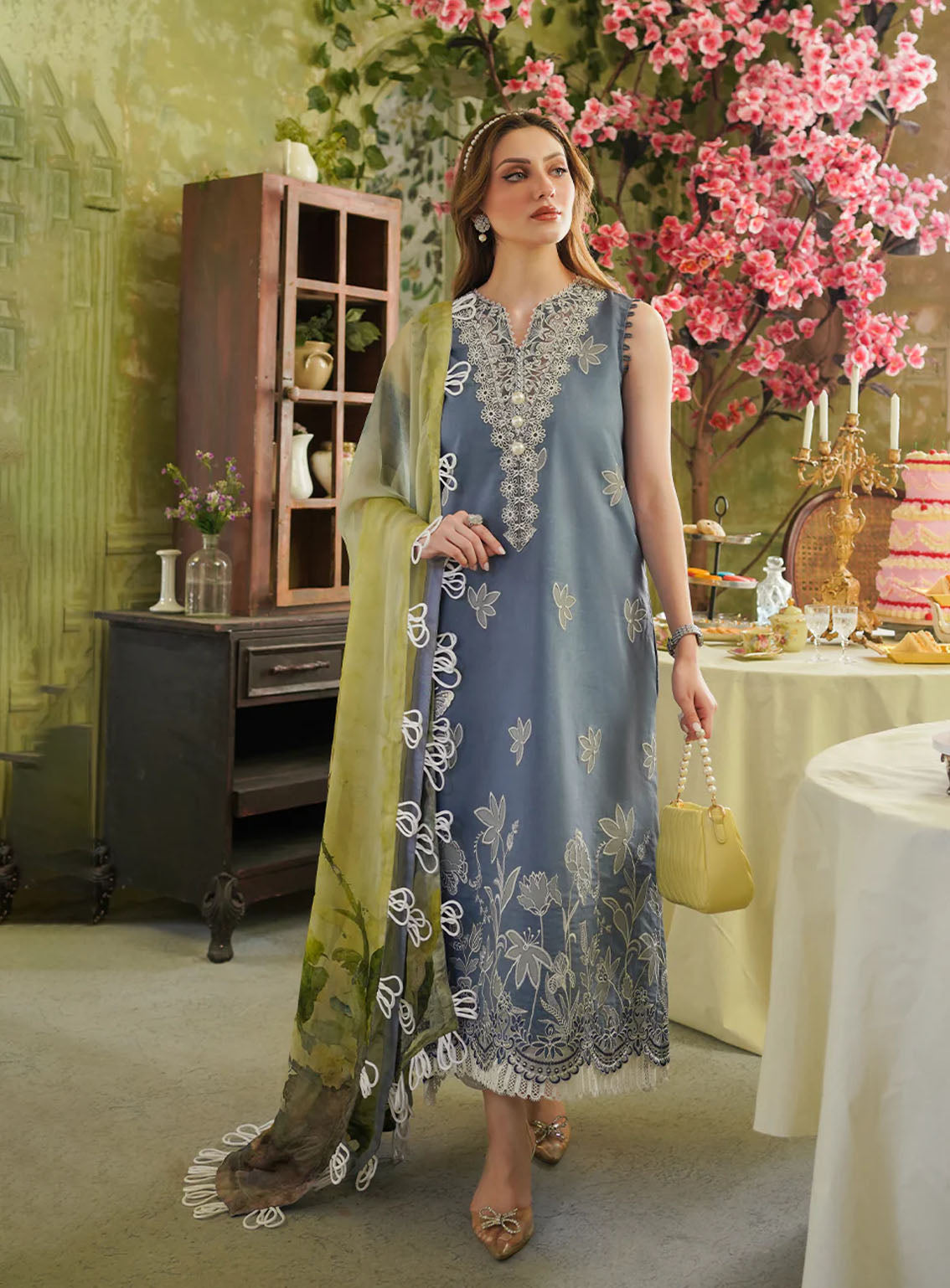 Tresor By Zarqash Embroidered Lawn Suits Unstitched 3 Piece - ZQ24TL ZQT-04 THISTLE Tresor By Zarqash Embroidered Lawn Suits Unstitched 3 Piece - ZQ24TL ZQT-04 THISTLE