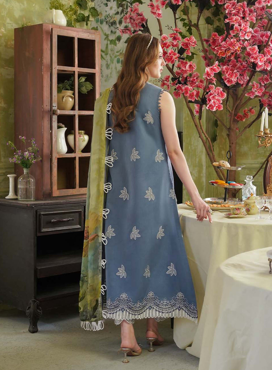 Tresor By Zarqash Embroidered Lawn Suits Unstitched 3 Piece - ZQ24TL ZQT-04 THISTLE Tresor By Zarqash Embroidered Lawn Suits Unstitched 3 Piece - ZQ24TL ZQT-04 THISTLE