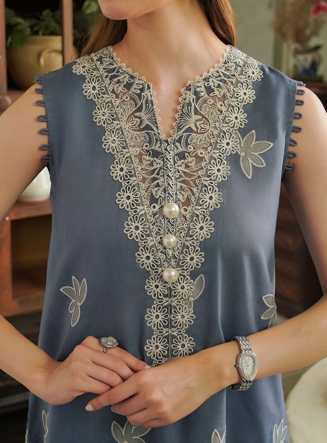 Tresor By Zarqash Embroidered Lawn Suits Unstitched 3 Piece - ZQ24TL ZQT-04 THISTLE Tresor By Zarqash Embroidered Lawn Suits Unstitched 3 Piece - ZQ24TL ZQT-04 THISTLE