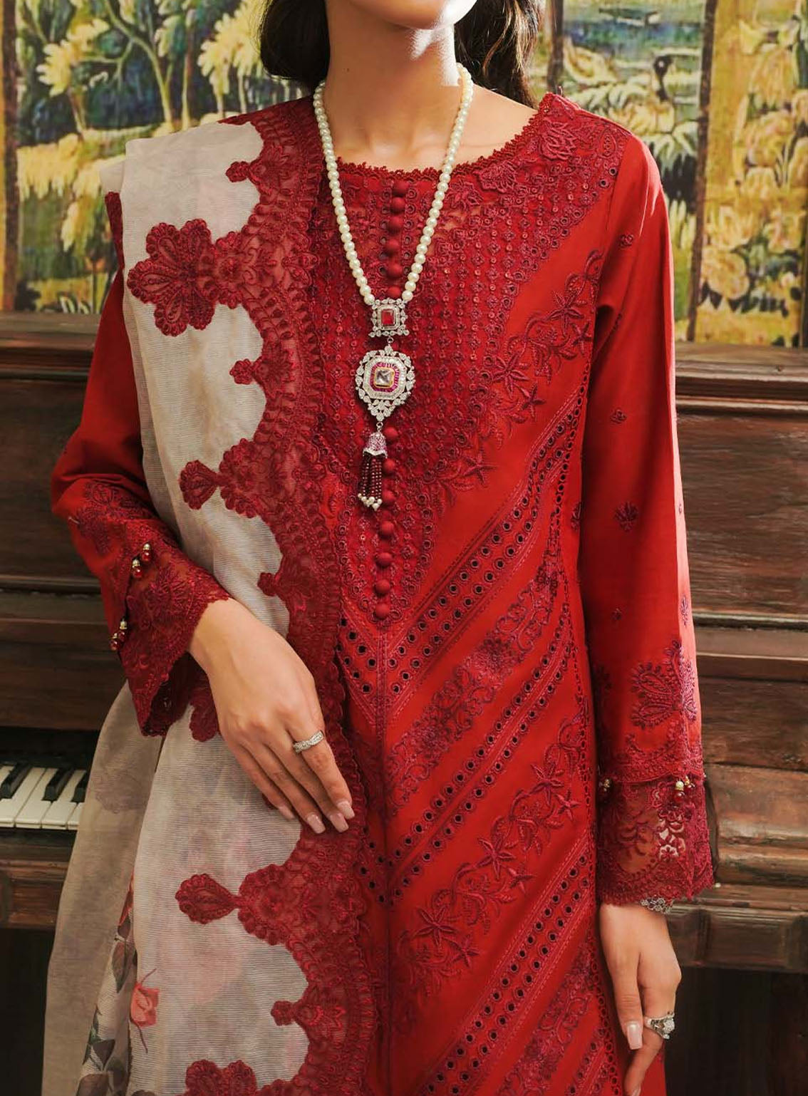 Tresor By Zarqash Embroidered Lawn Suits Unstitched 3 Piece - ZQ24TL ZQT-07 ROSALINE Tresor By Zarqash Embroidered Lawn Suits Unstitched 3 Piece - ZQ24TL ZQT-07 ROSALINE